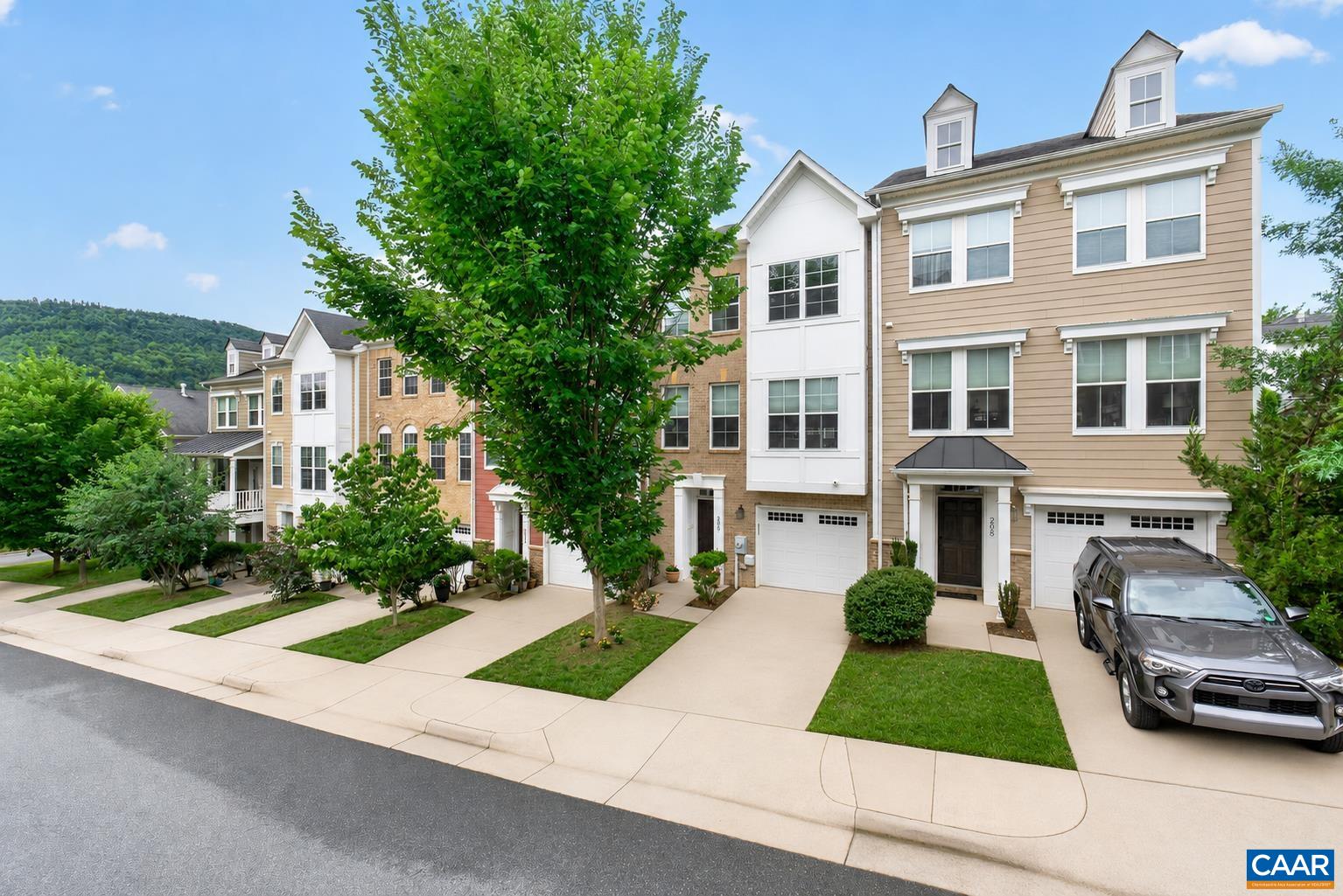 2057 Avinity Loop, Charlottesville, VA 22902