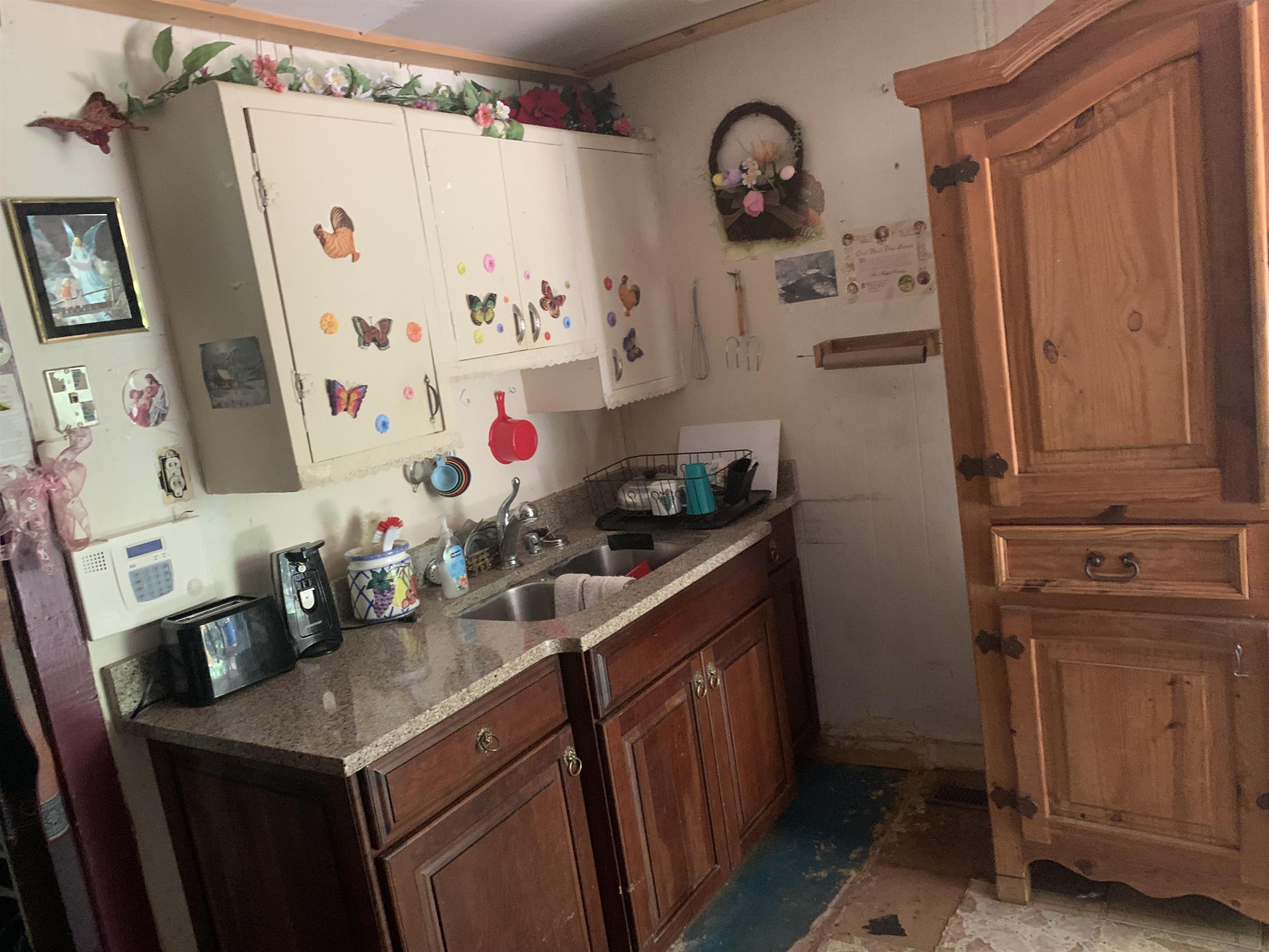 1216 W Beverley St, Staunton, VA 24401 — photo 2
