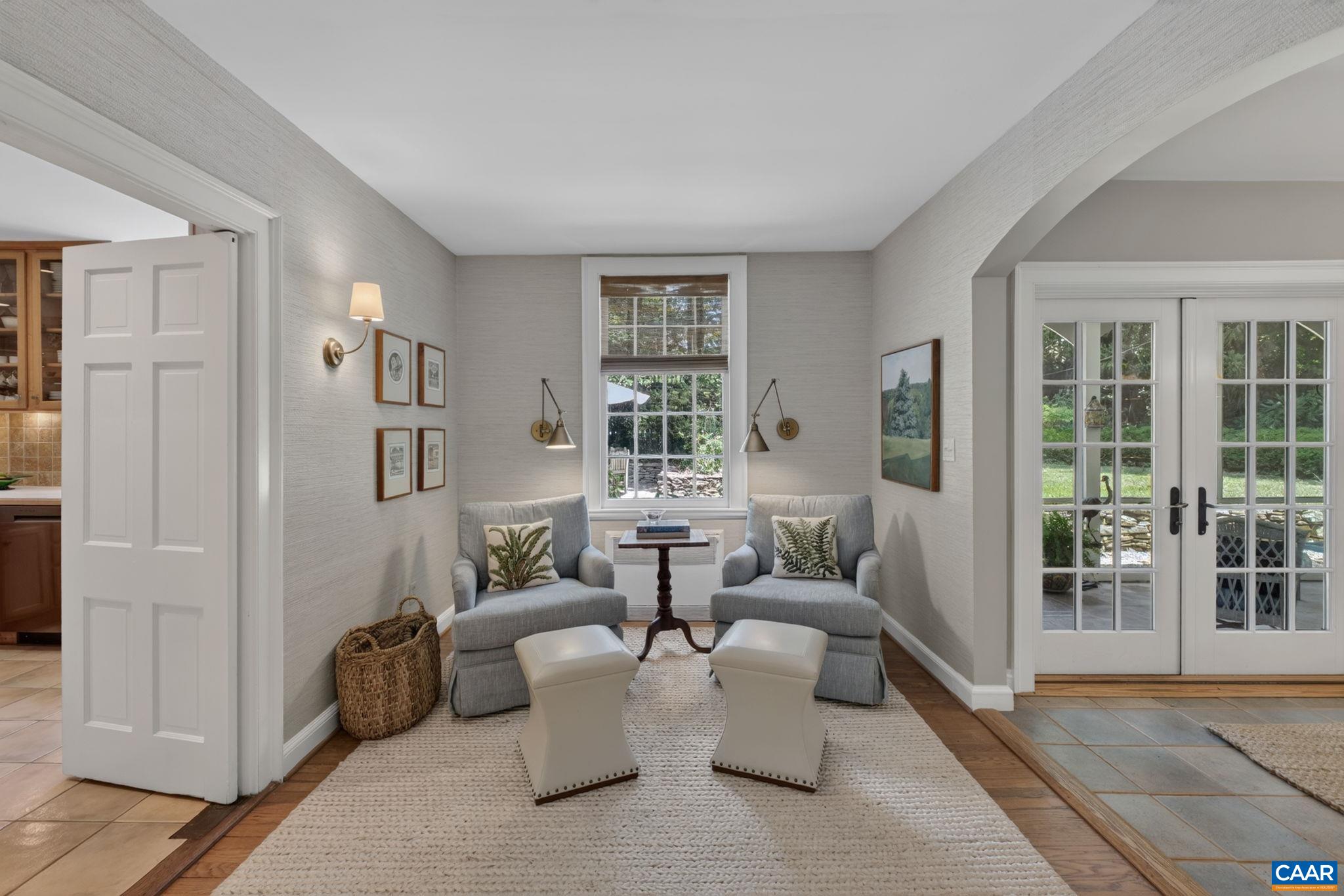 1847 Edgewood Ln, Charlottesville, VA 22903 — photo 9