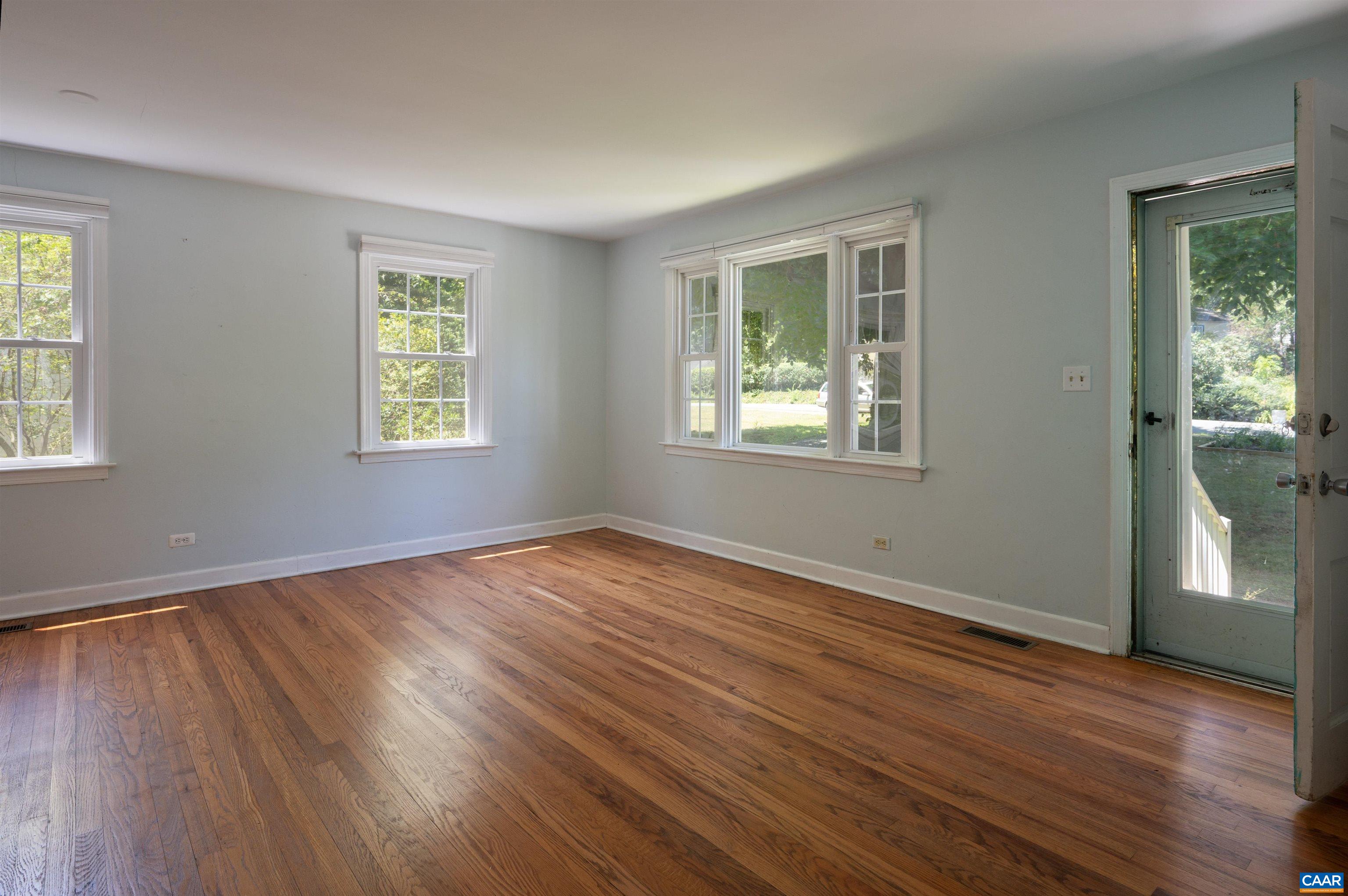1614 Rose Hill Dr, Charlottesville, VA 22903 — photo 7