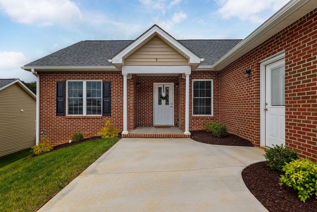 5 River Oak Dr, Staunton, VA 24401 — photo 3
