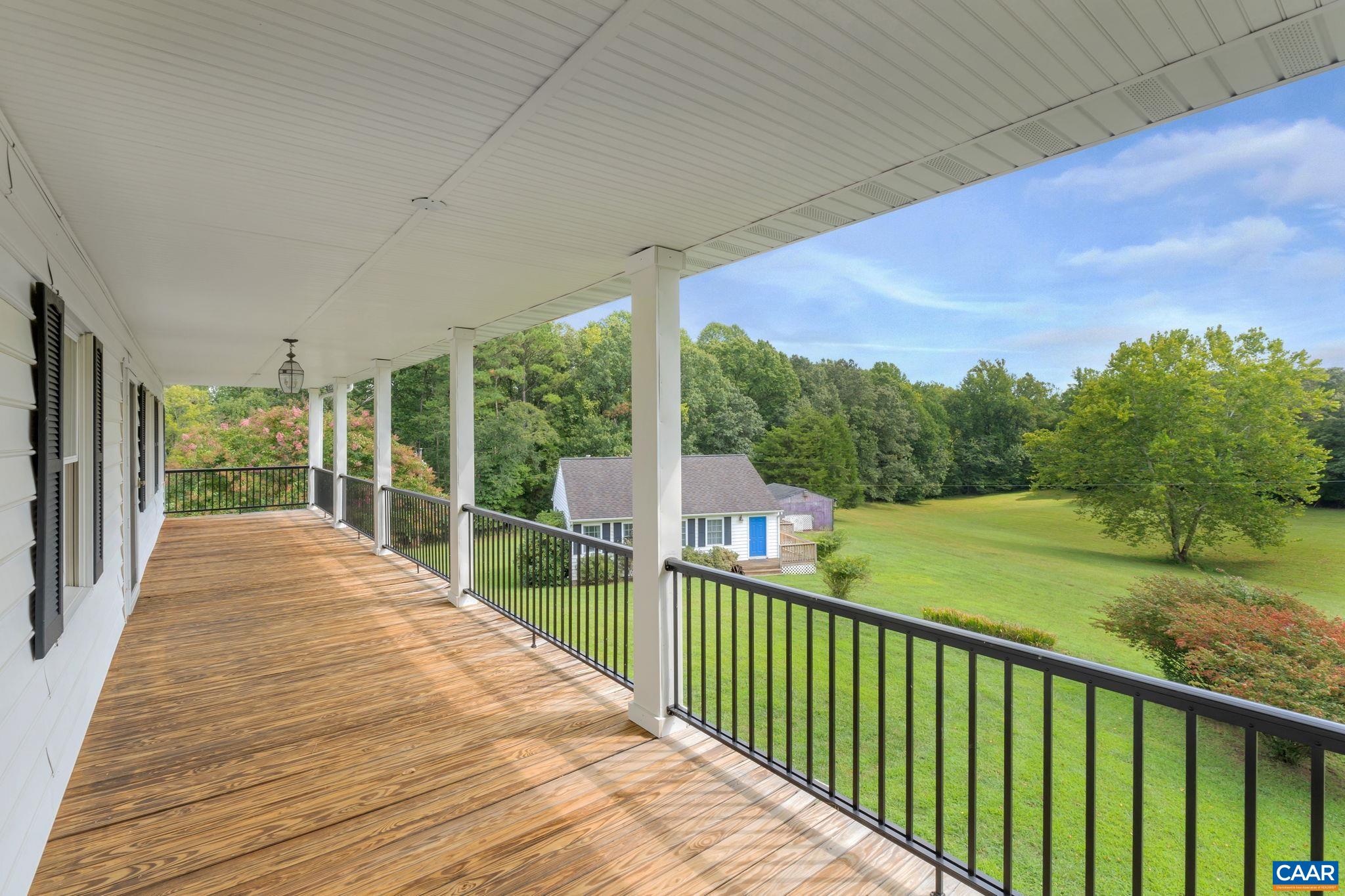 618 Rivanna Woods Dr, Fork Union, VA 23055 — photo 4