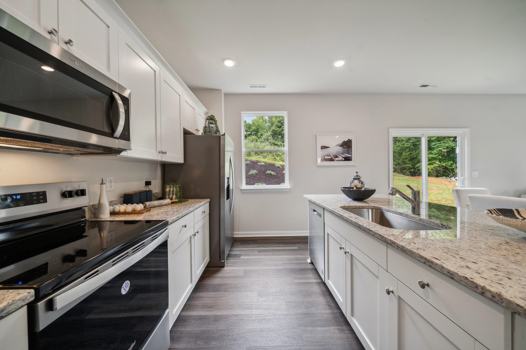 553 Summercrest Ave, Waynesboro, VA 22980 — photo 10