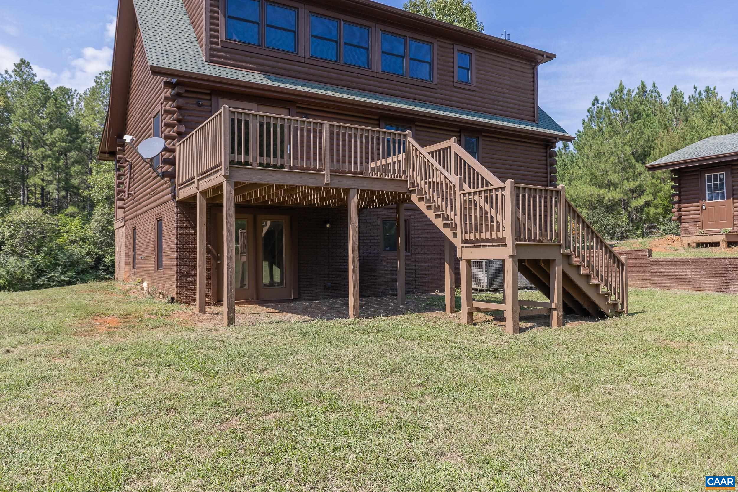 2911 James River Rd, Howardsville, VA 24562 — photo 2