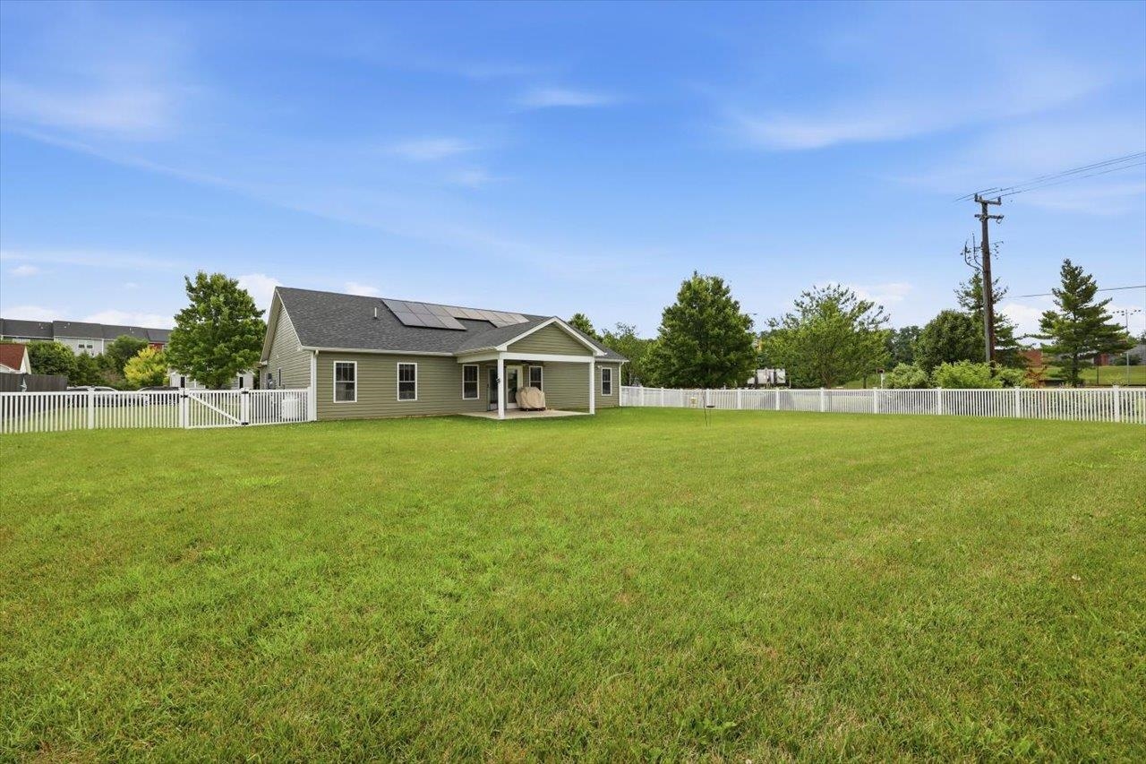 101 Evershire St, Waynesboro, VA 22980