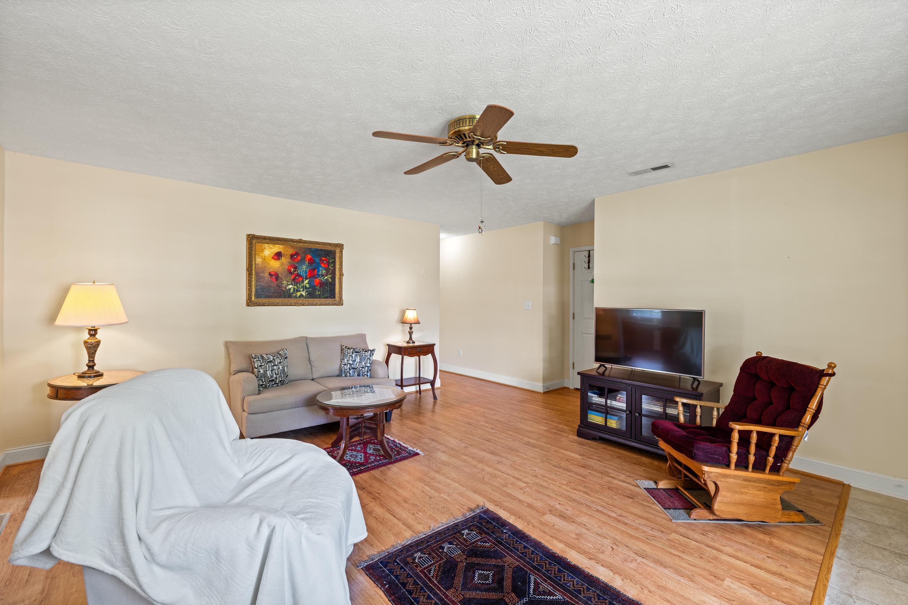214 Adventure Trl, Waynesboro, VA 22980 - photo 6