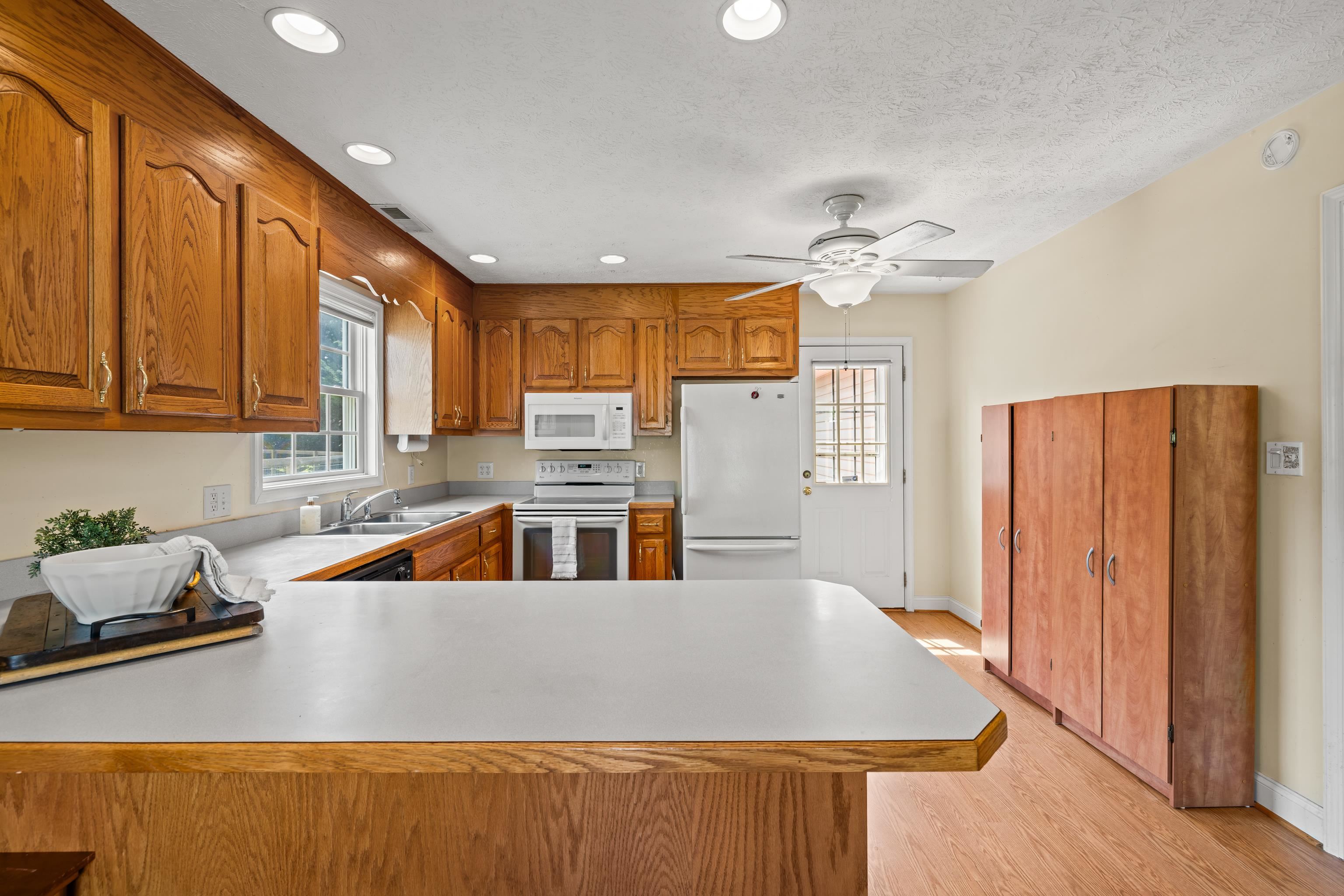 214 Adventure Trl, Waynesboro, VA 22980 - photo 8