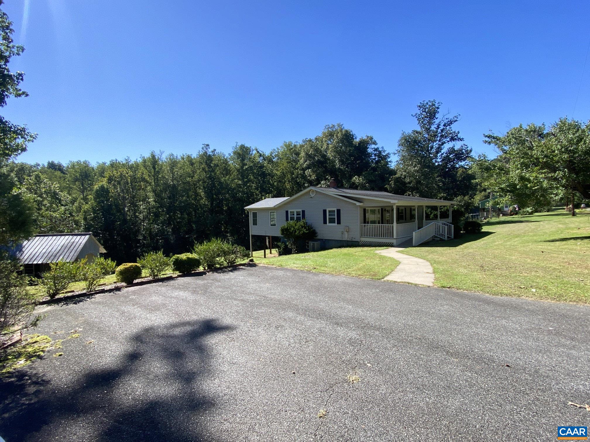 2915 Middle River Rd, Stanardsville, VA 22973