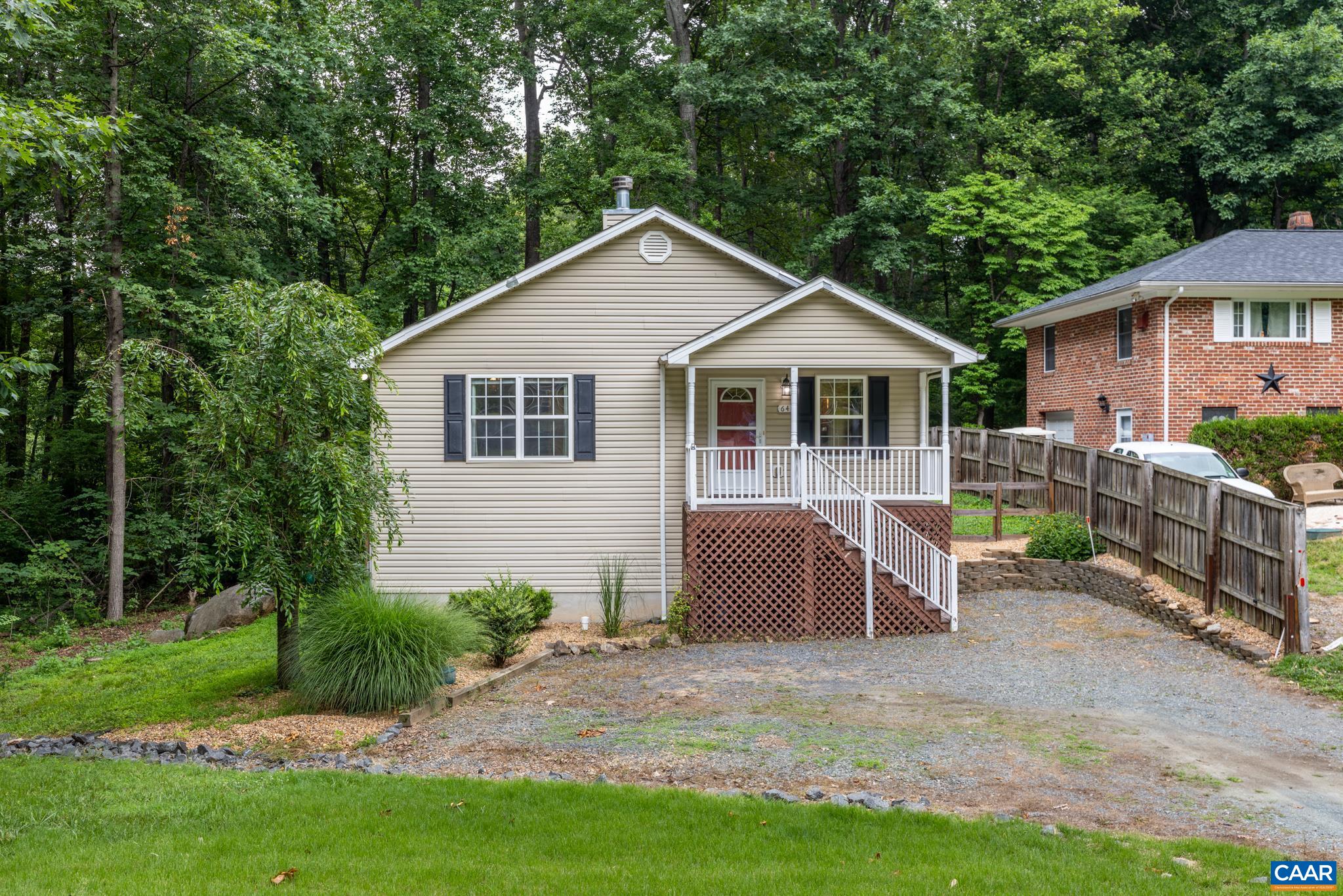 64 Ferndale Dr, Louisa, VA 23093
