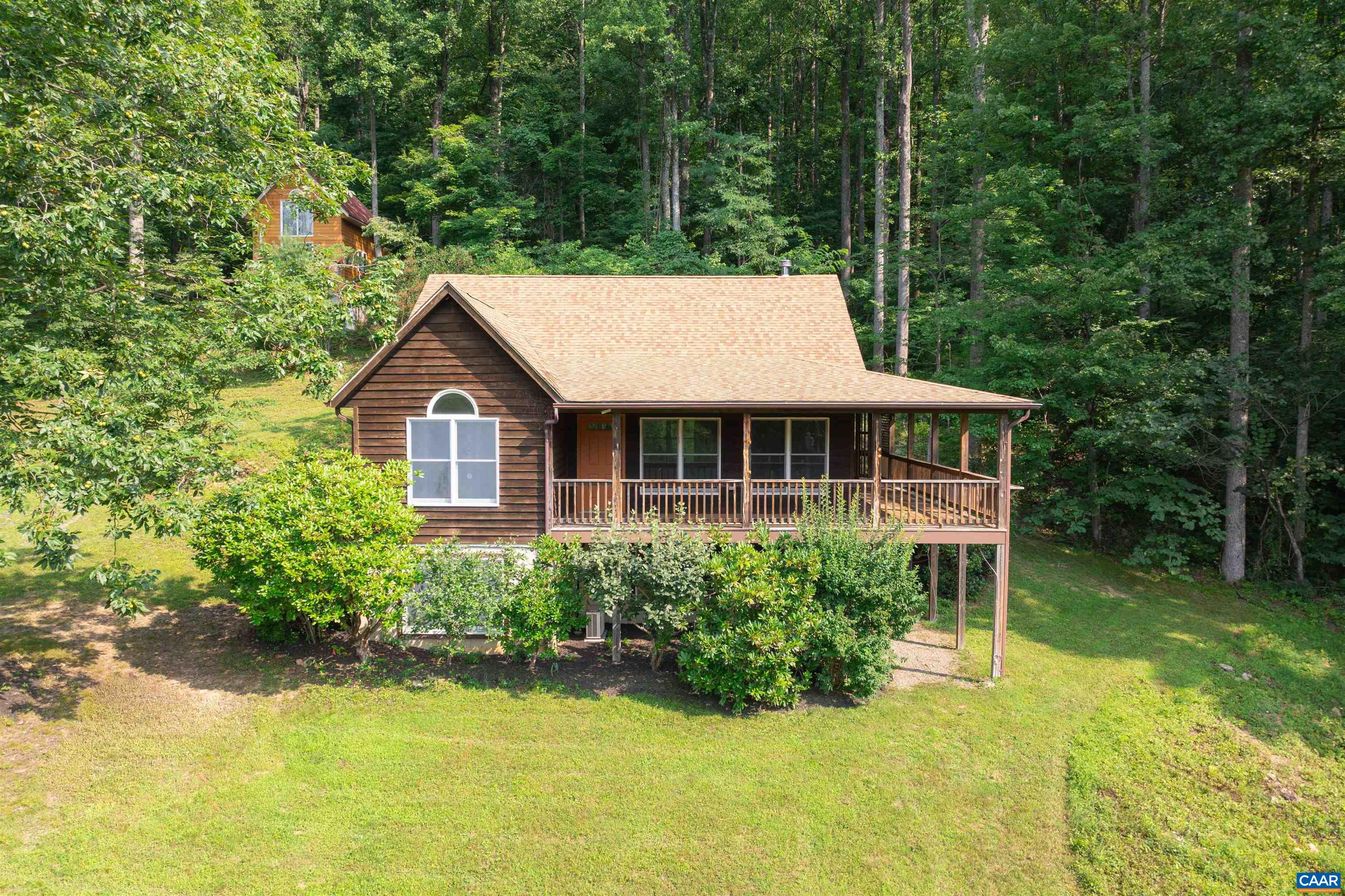 4893 Weakley Hollow Rd, Syria, VA 22743