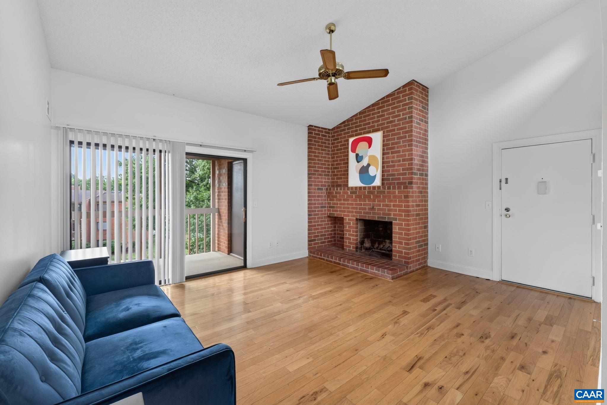 138 Green Turtle Ln, Charlottesville, VA 22901 — photo 7