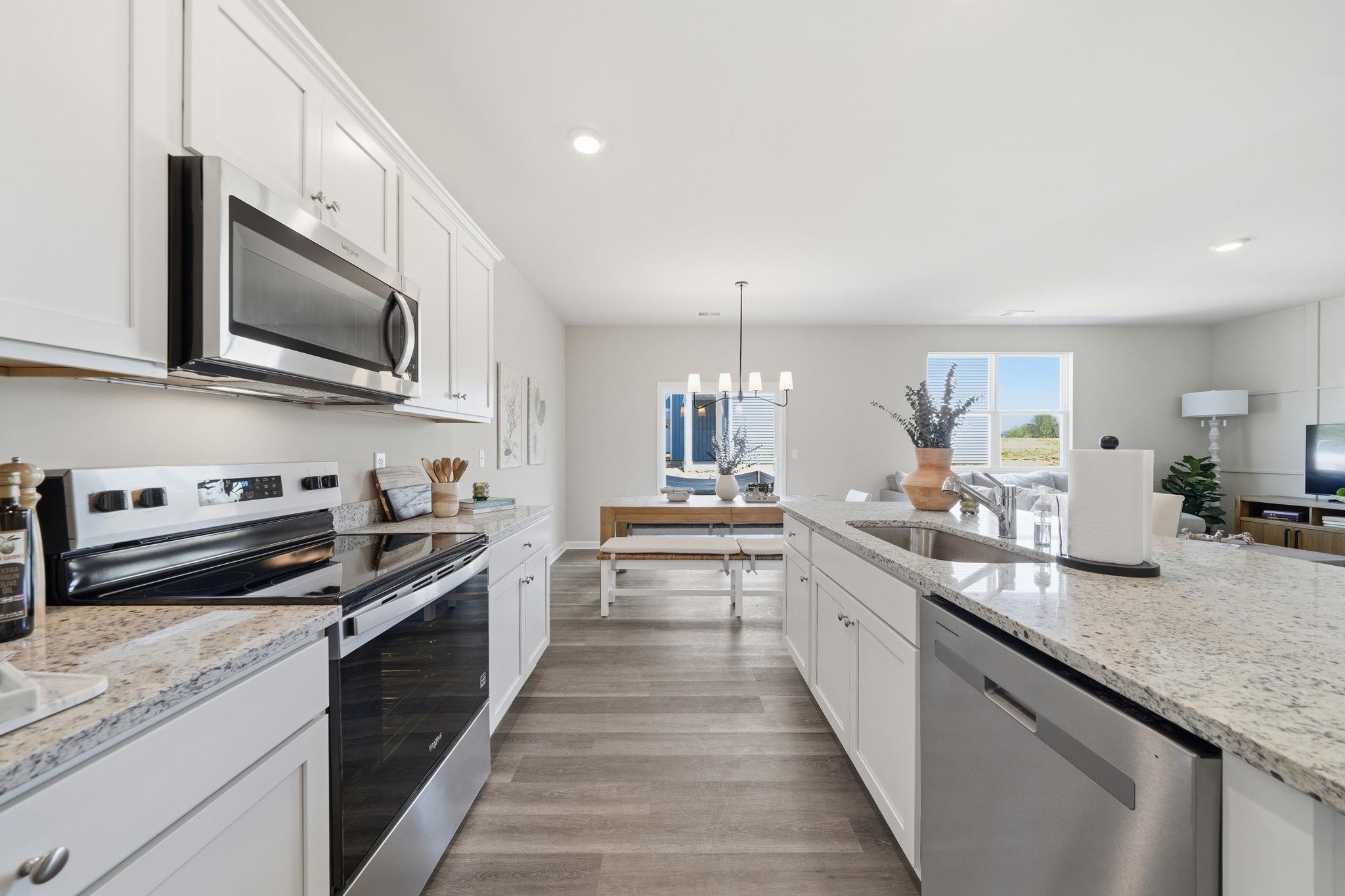 345 Glenmore Ln, Keswick, VA 22947 — photo 5