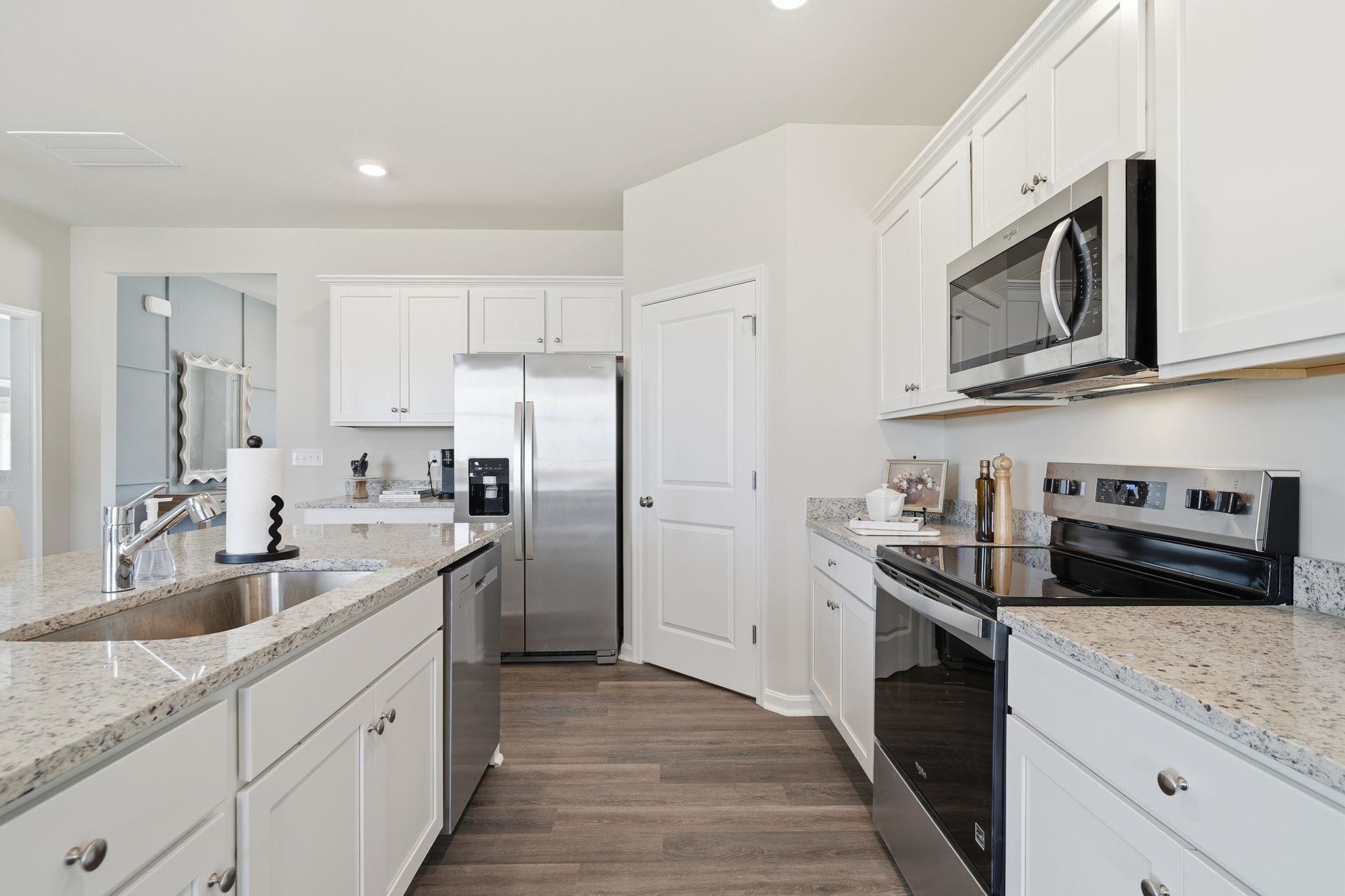 345 Glenmore Ln, Keswick, VA 22947 — photo 6