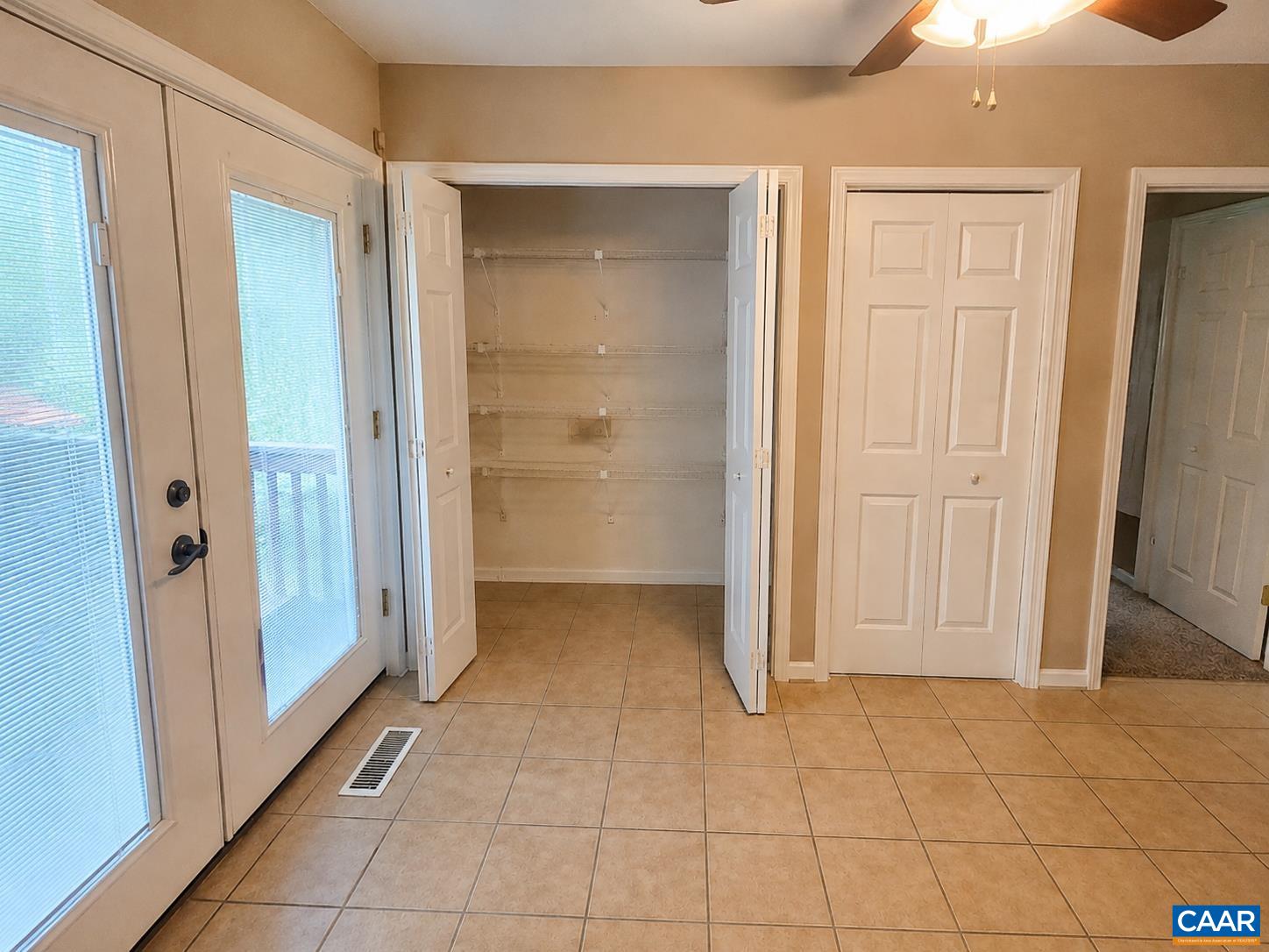 1471 Gray Stone Ct, Charlottesville, VA 22902 — photo 10
