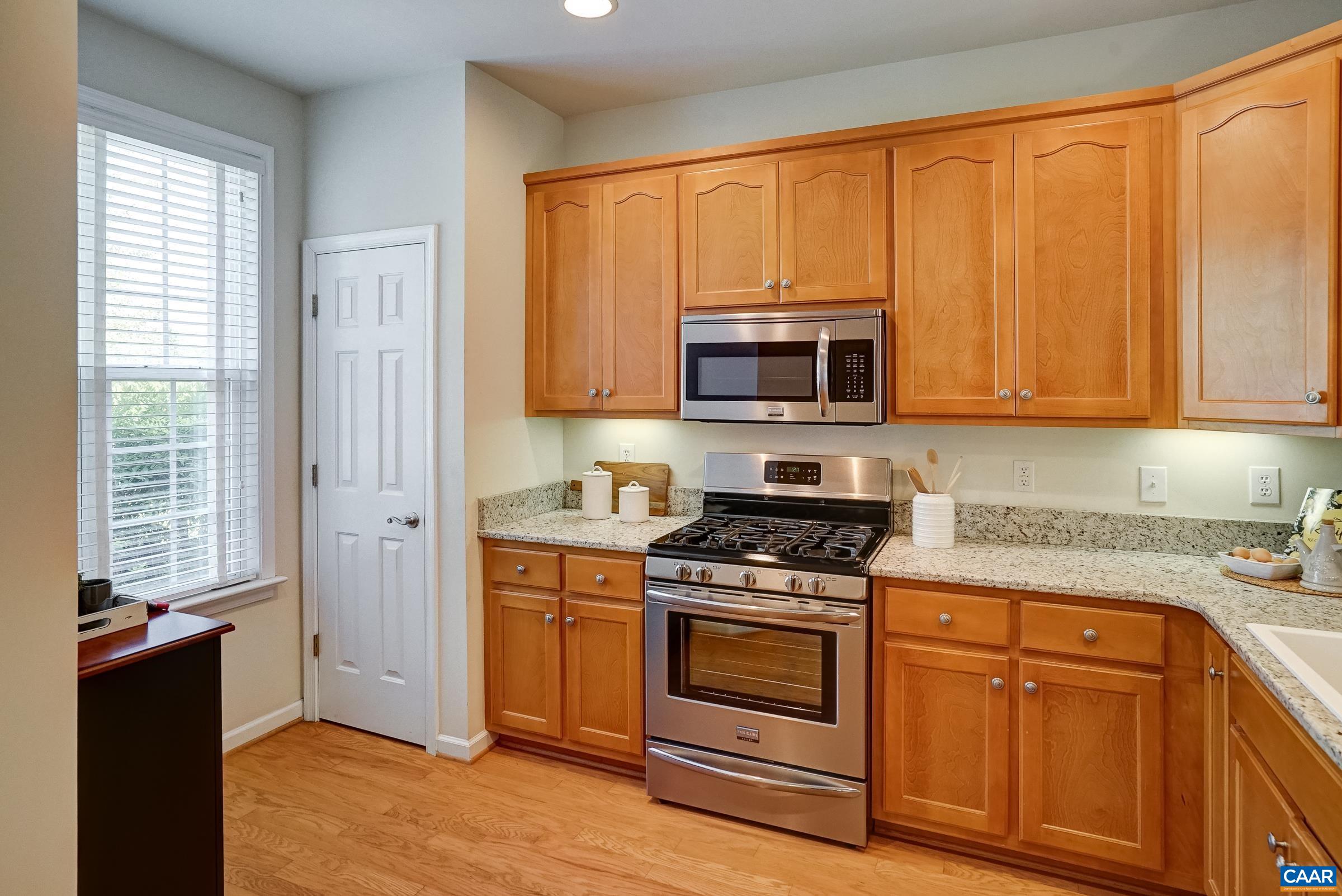 1121 Somer Chase Ct, Charlottesville, VA 22911 — photo 3