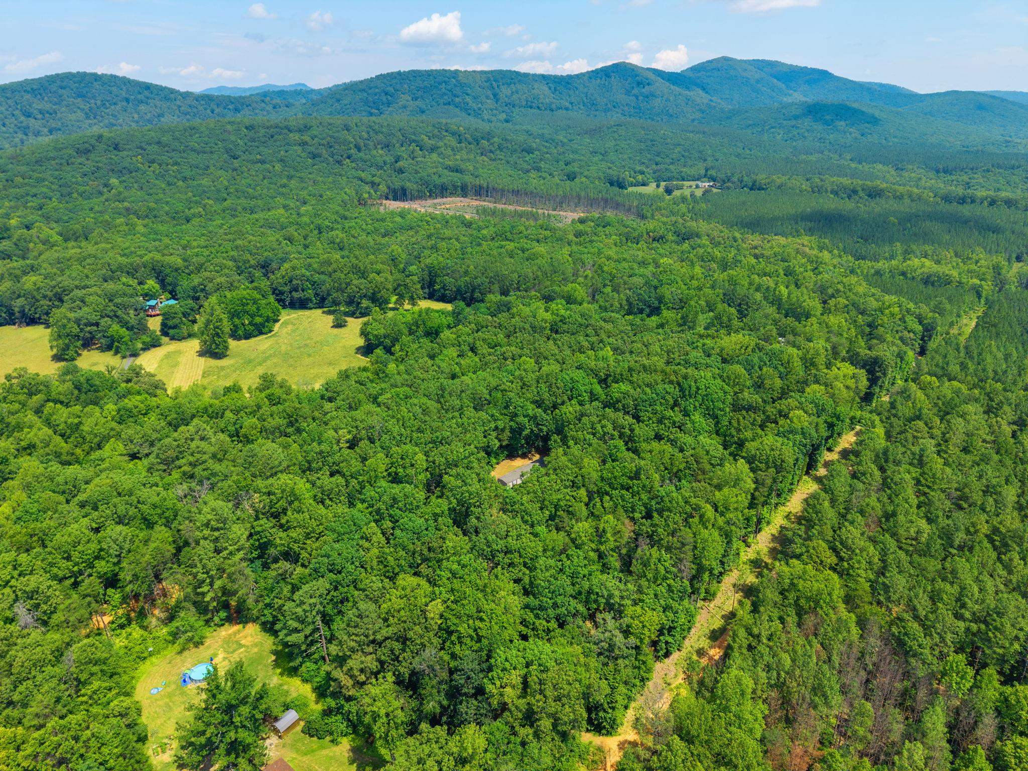 5508 Green Creek Rd, Schuyler, VA 22969 — photo 4