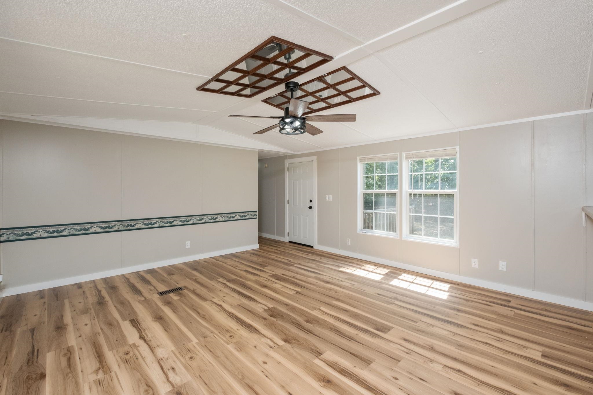 5508 Green Creek Rd, Schuyler, VA 22969 — photo 7