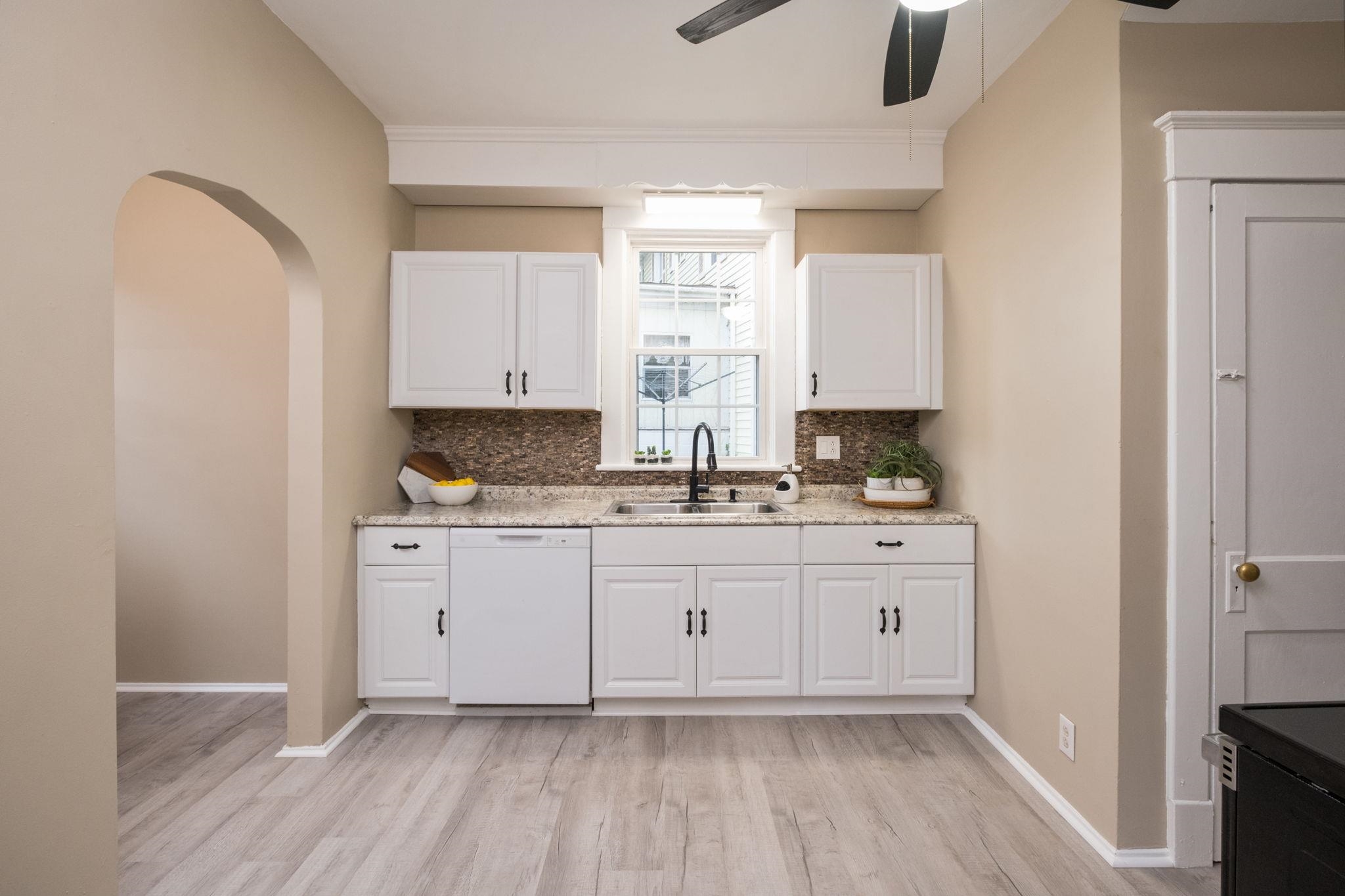 224 Florence Ave, Waynesboro, VA 22980 — photo 5