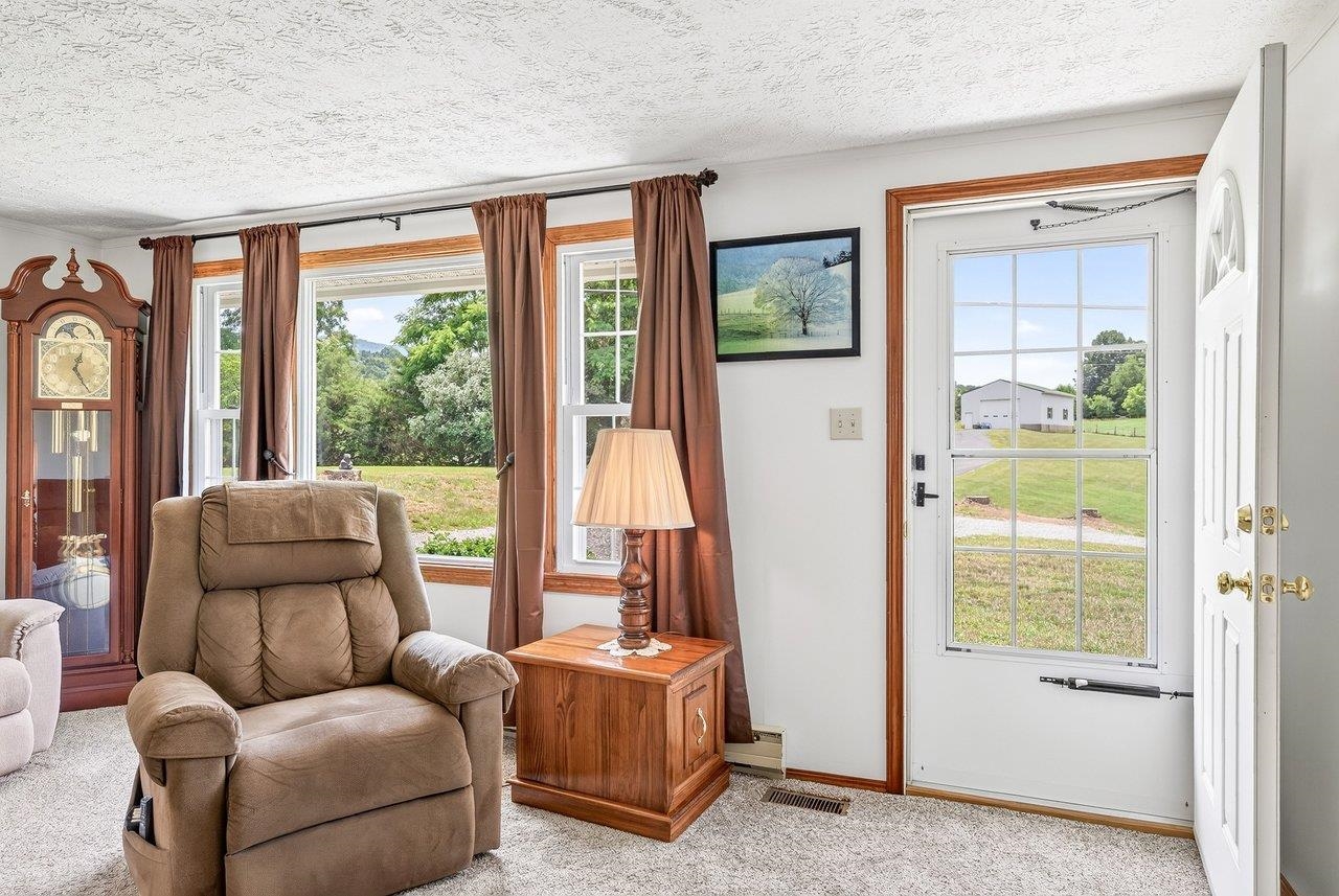 2627 Minie Ball Ln, Keezletown, VA 22832 — photo 4