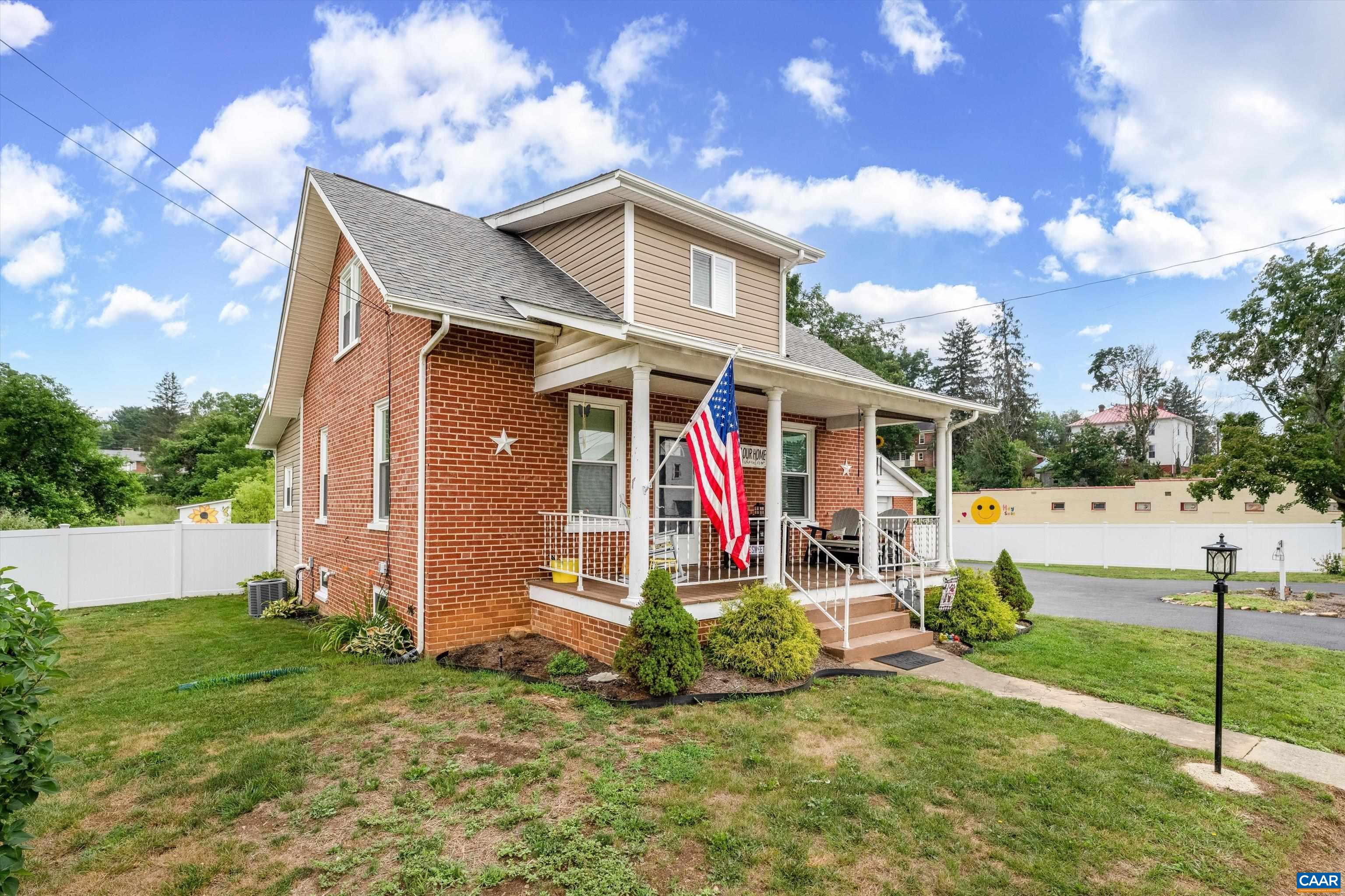 210 Draft Ave, Stuarts Draft, VA 24477 — photo 3
