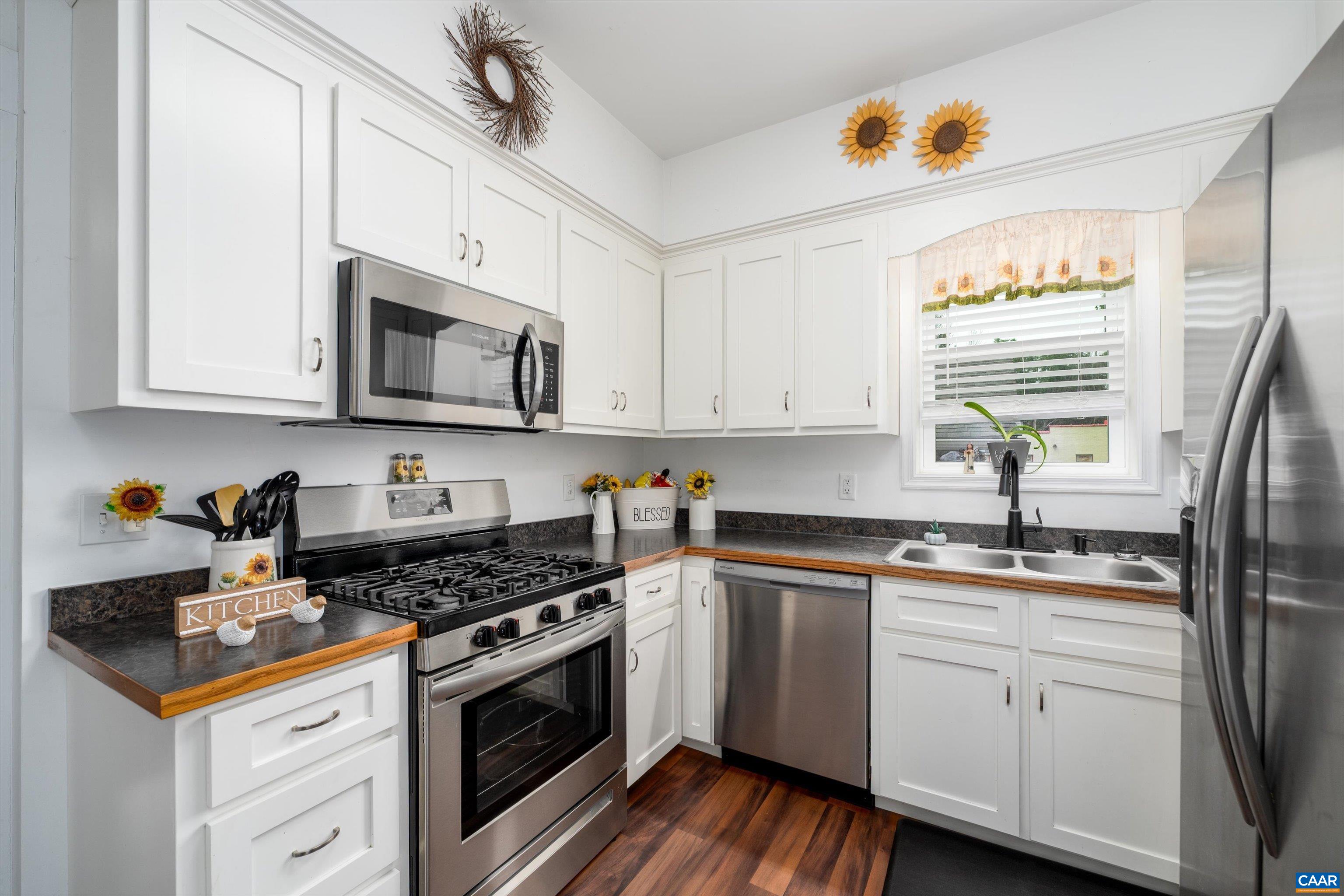 210 Draft Ave, Stuarts Draft, VA 24477 — photo 7