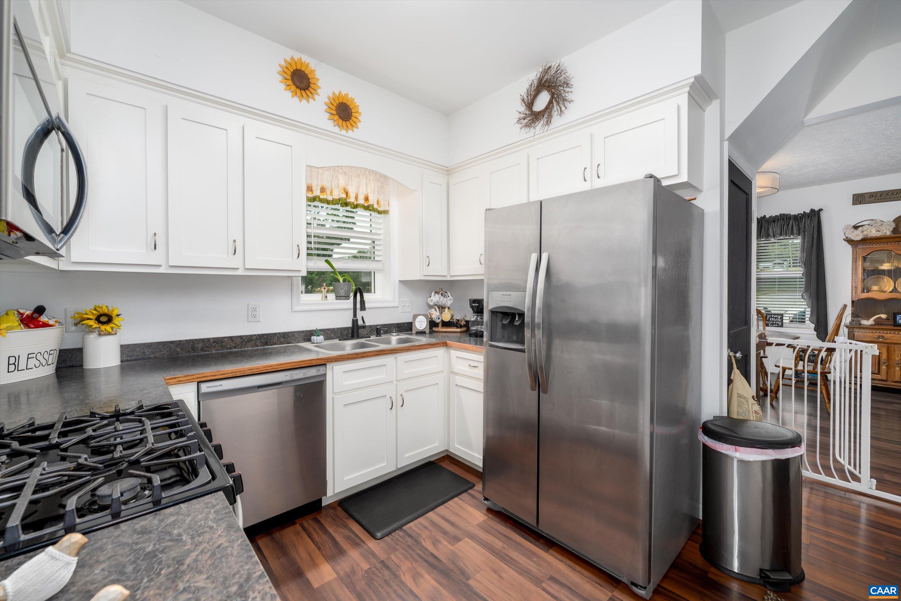 210 Draft Ave, Stuarts Draft, VA 24477 — photo 8