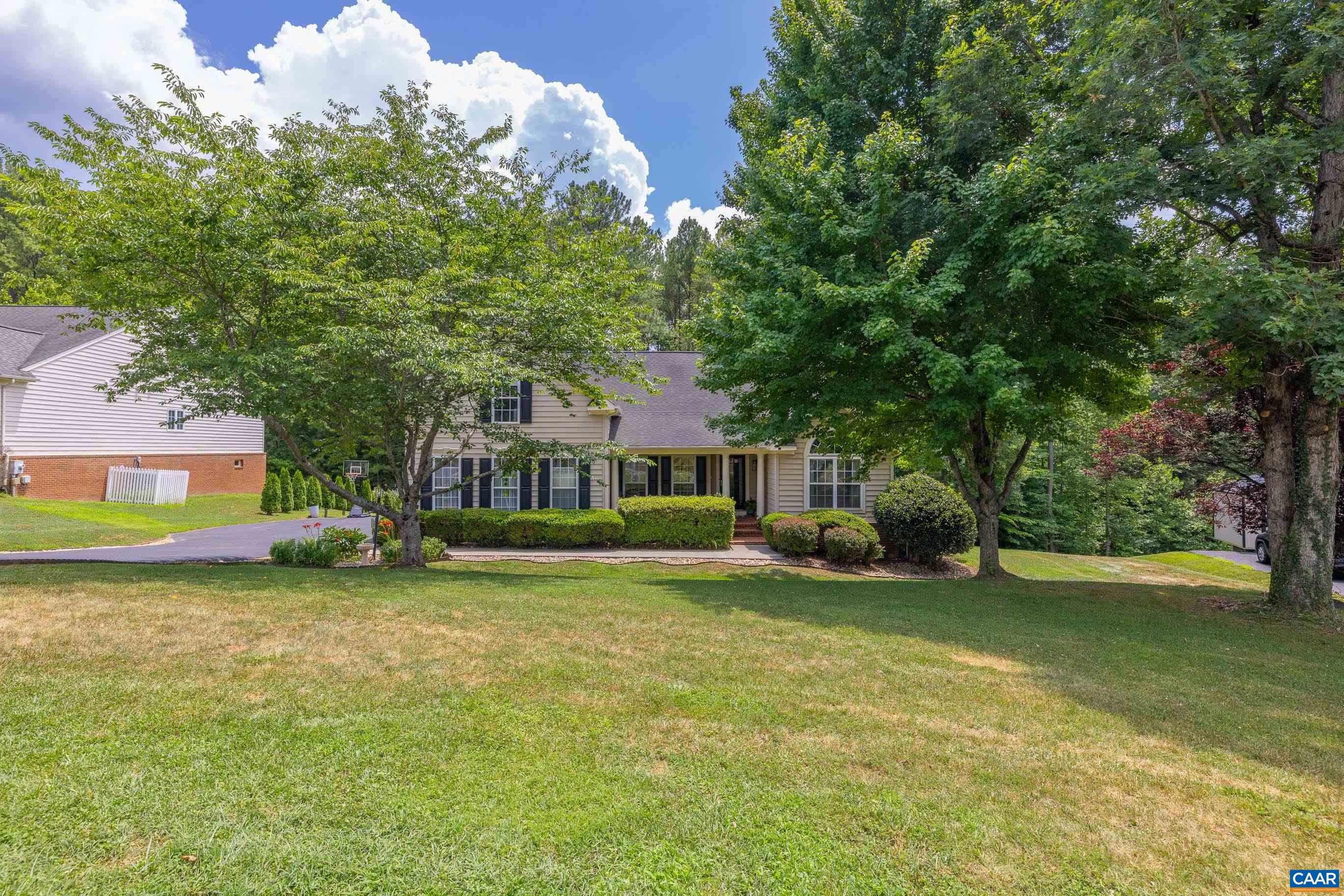 137 Whispering Woods Pl, Zion Crossroads, VA 22942 — photo 3
