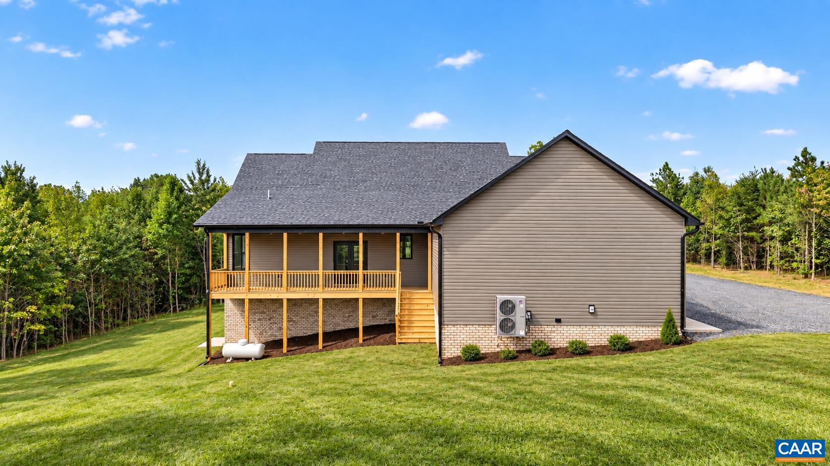 12930 S Constitution Rte, Scottsville, VA 24590 — photo 3
