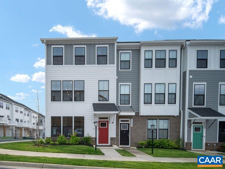 3053 Horizon Dr, Charlottesville, VA 22902