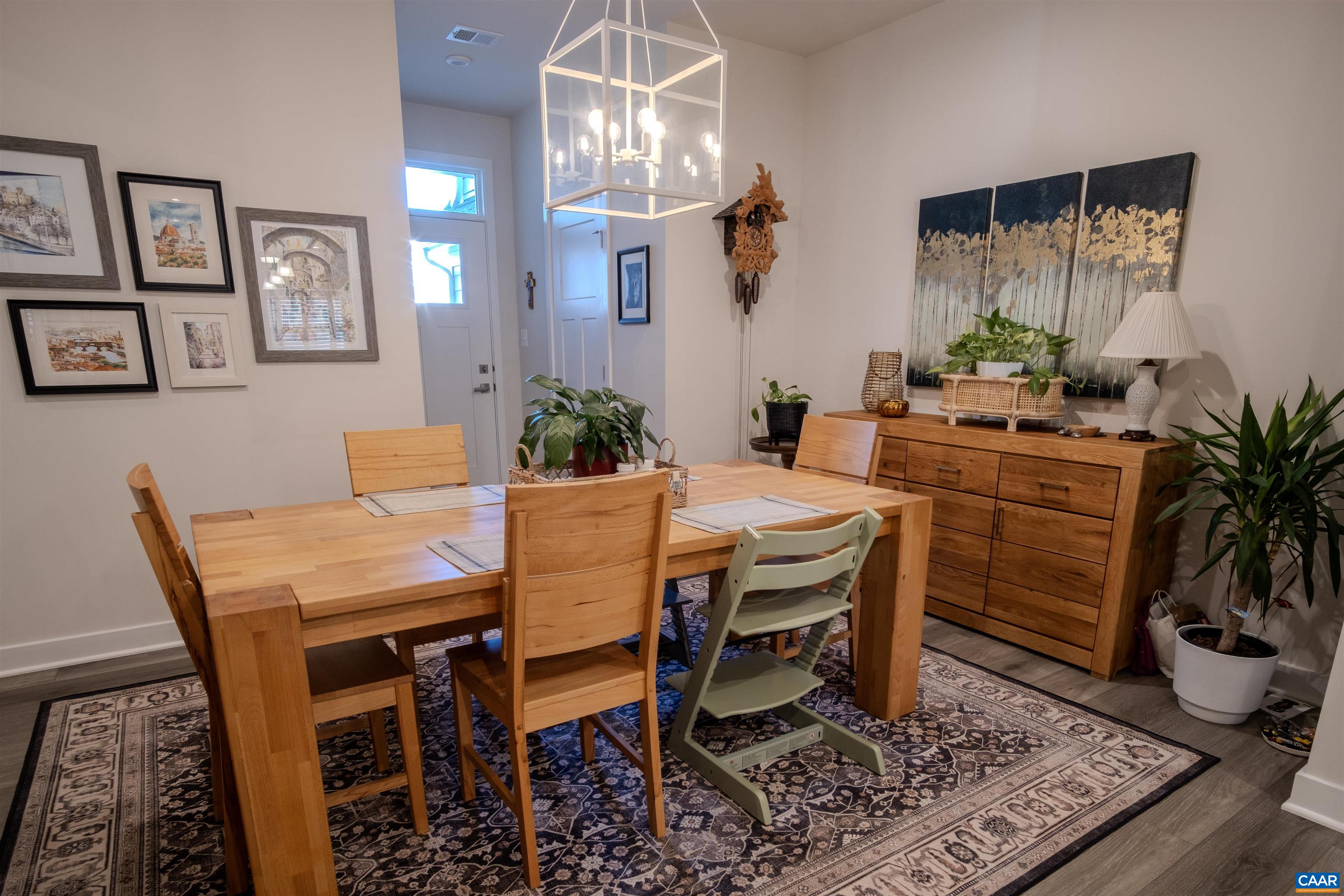 909 Marsac St, Charlottesville, VA 22901 - photo 4
