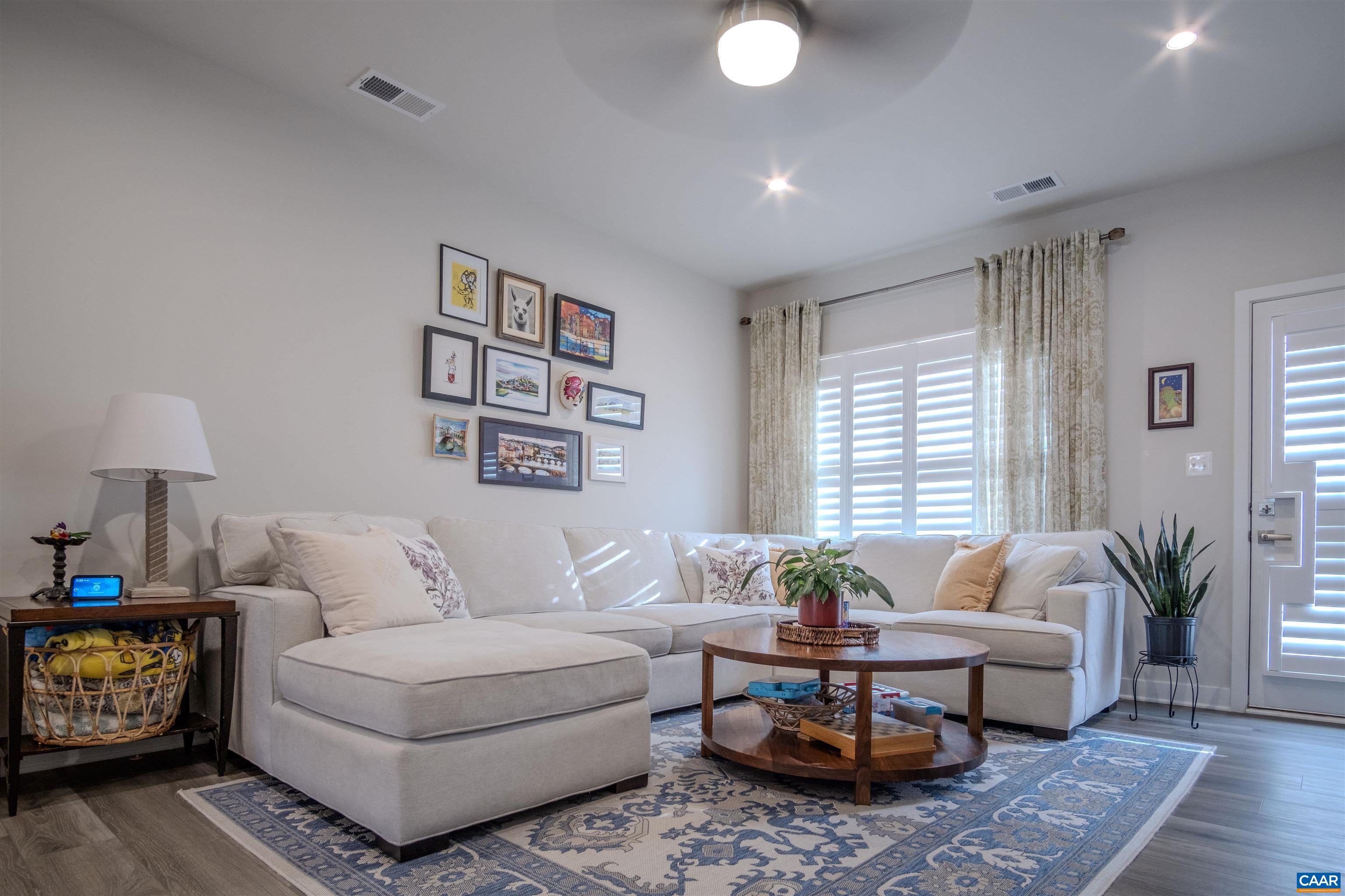909 Marsac St, Charlottesville, VA 22901 - photo 8