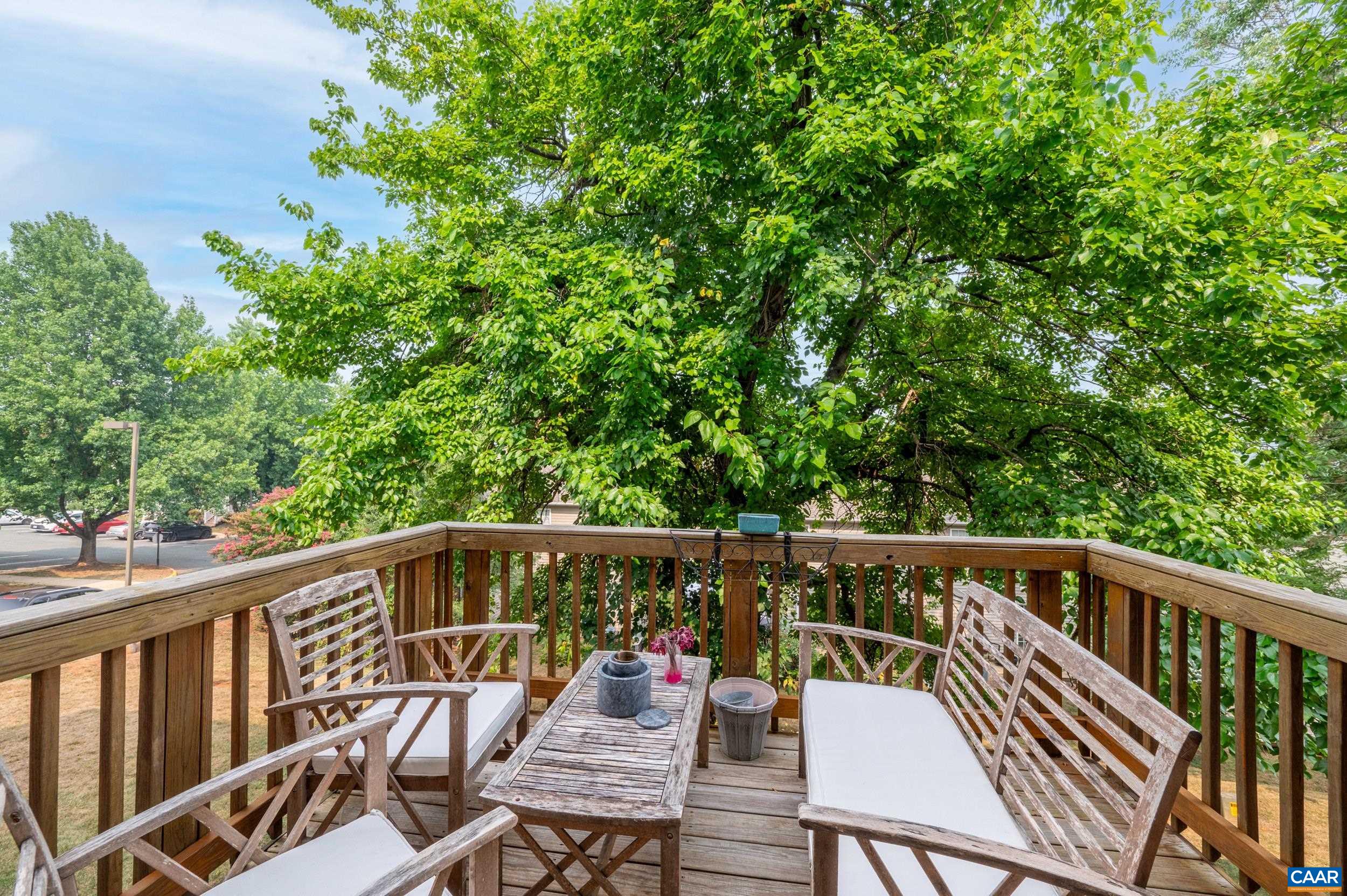 103 Hartford Ct, Charlottesville, VA 22902 — photo 5