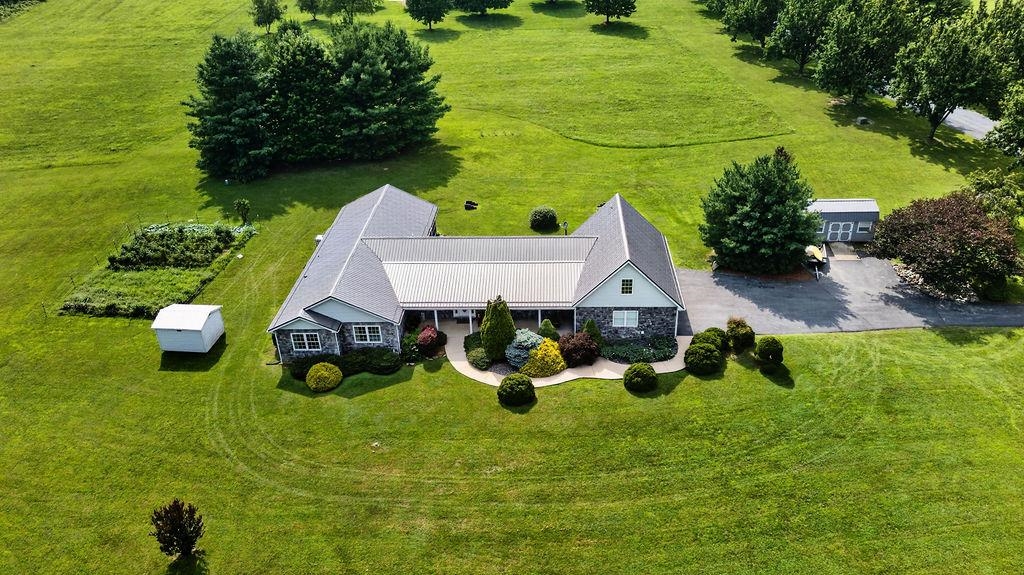 40 Bradford St, Swoope, VA 24479 — photo 3