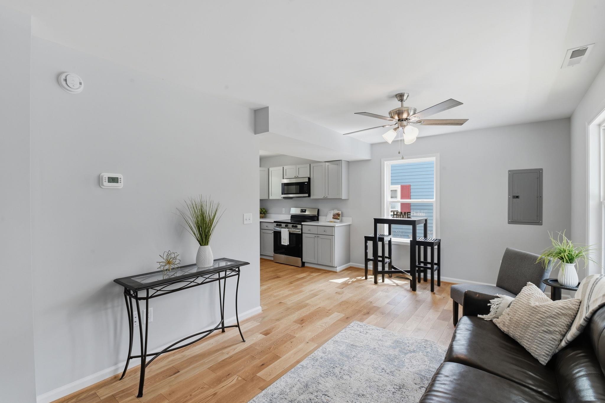 1117 Stuart St, Staunton, VA 24401 — photo 5