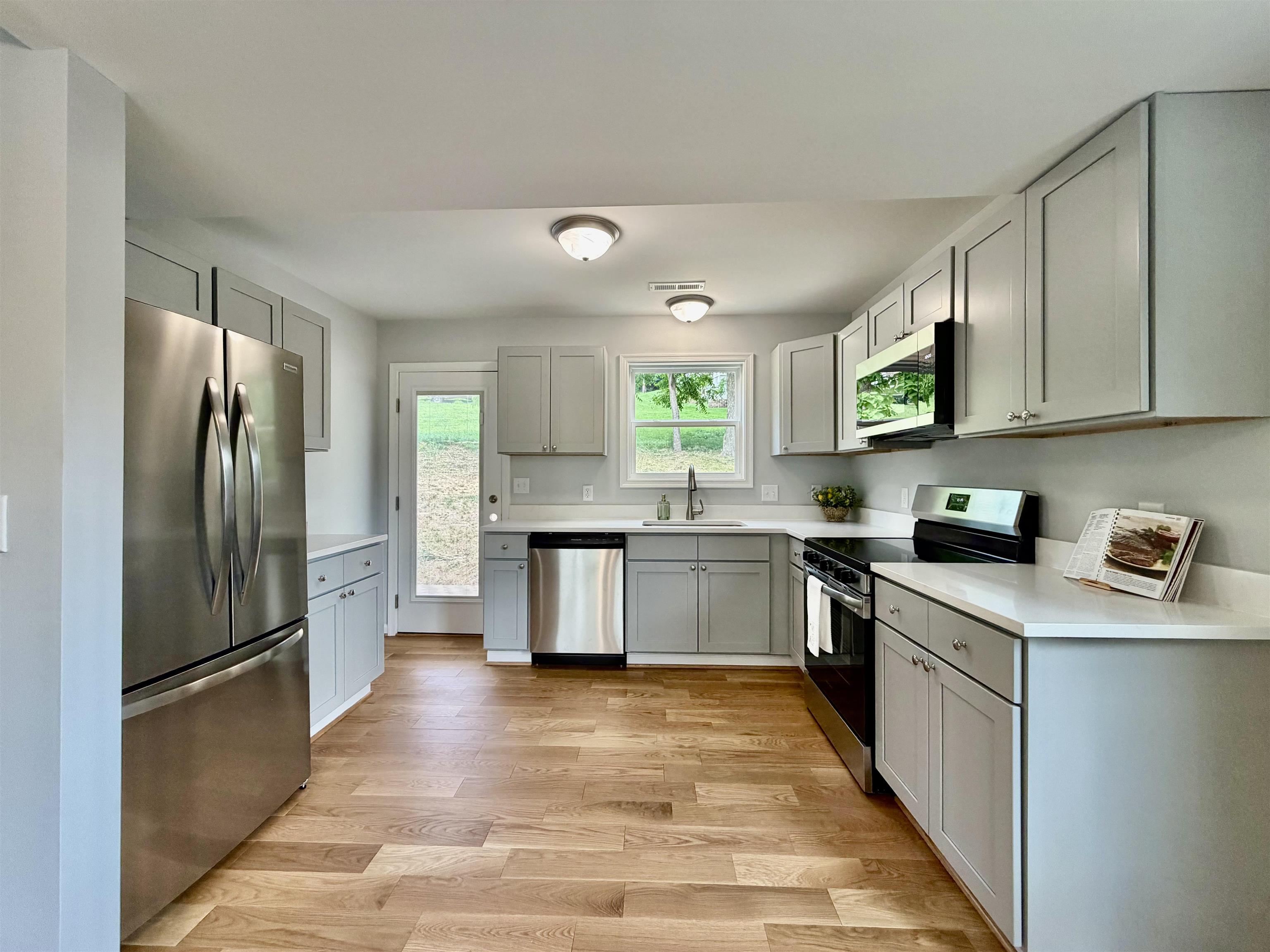 1117 Stuart St, Staunton, VA 24401 — photo 6