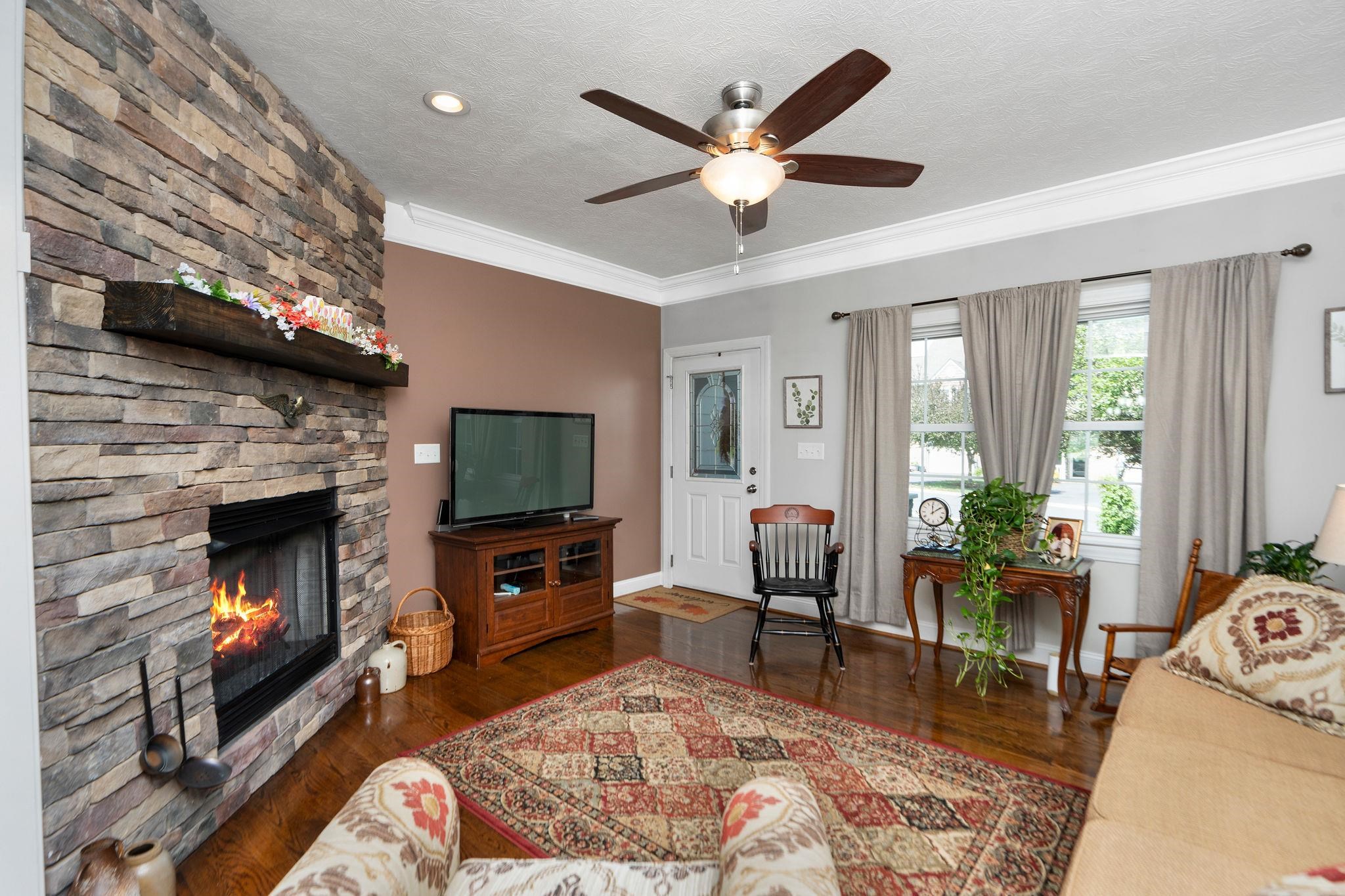 22 Spring View Dr, Staunton, VA 24401 — photo 4