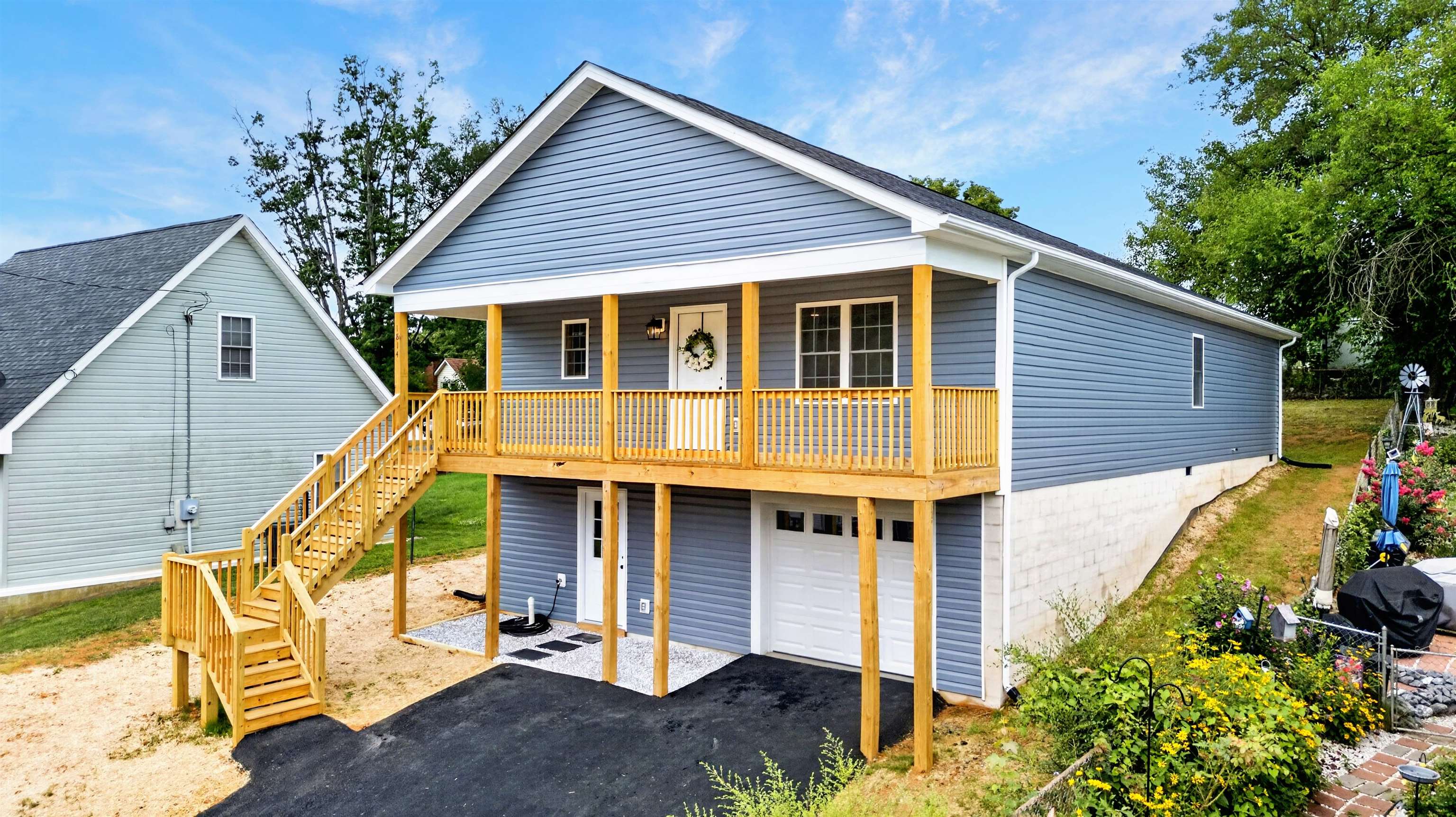 1814 Vinson St, Staunton, VA 24401 — photo 3