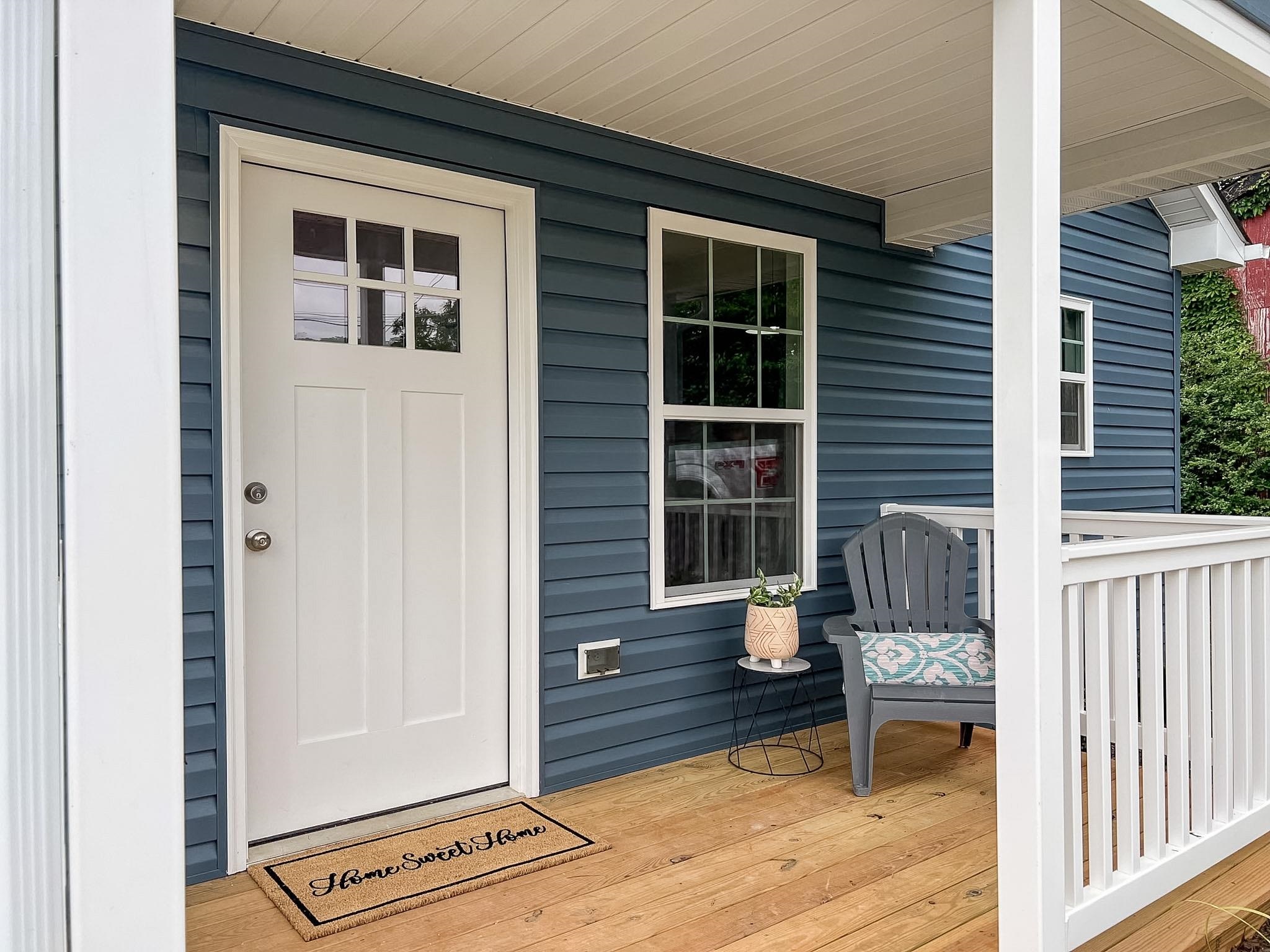 715 Mineola St, Staunton, VA 24401 — photo 2