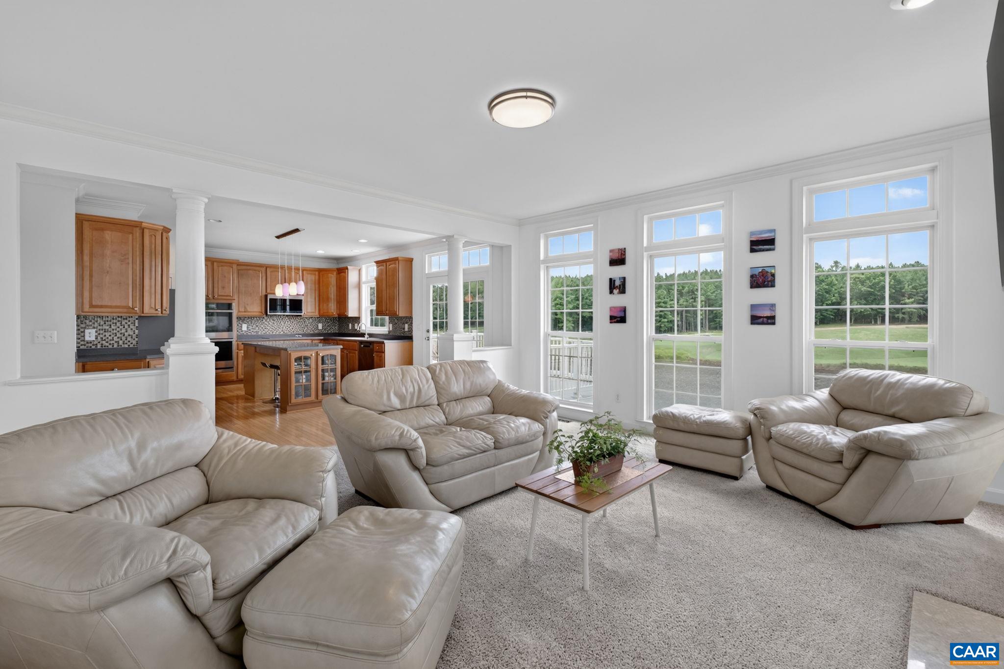 97 Lakeview Ct, Zion Crossroads, VA 22942 — photo 2
