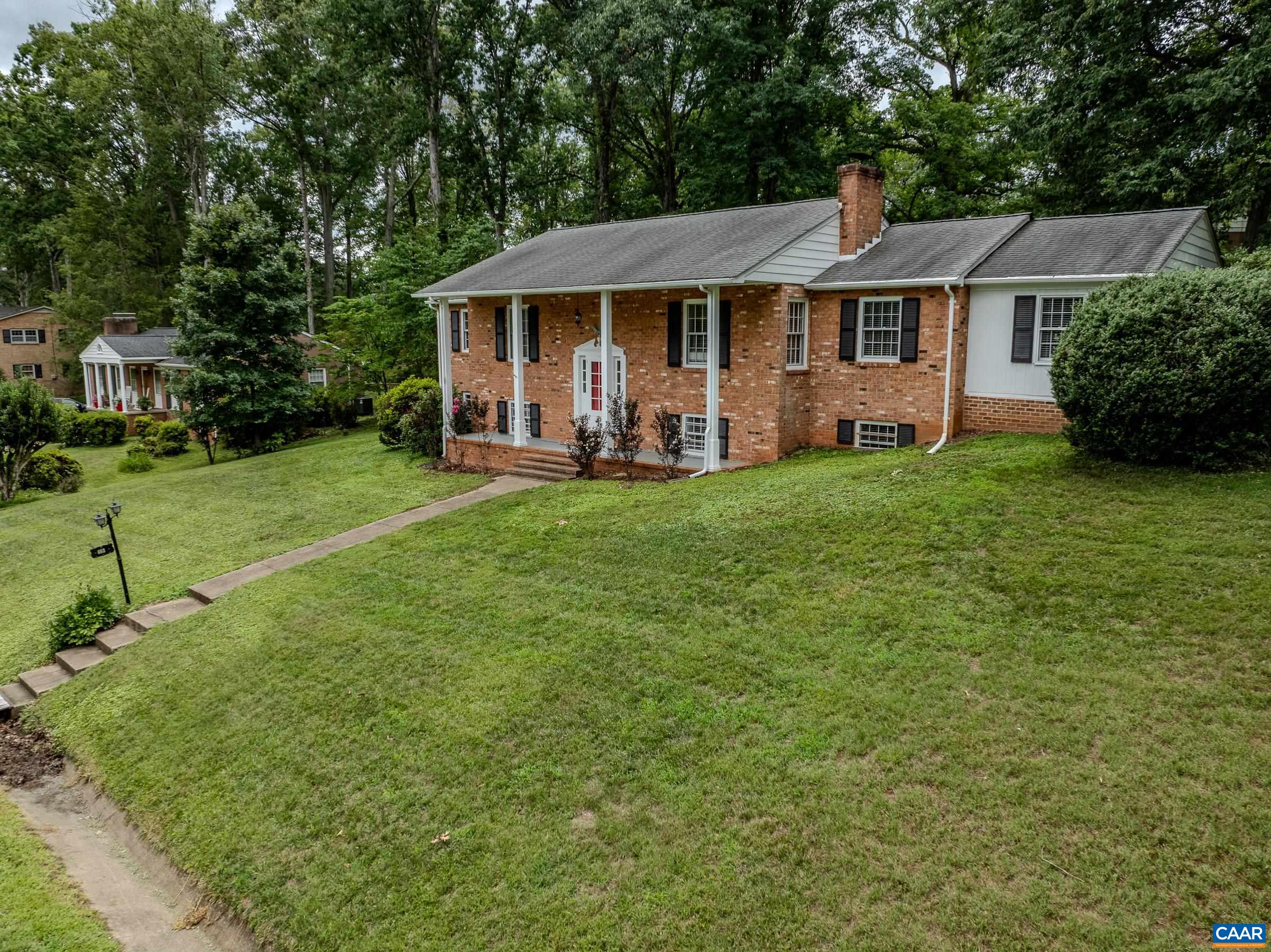 403 Carrsbrook Dr, Charlottesville, VA 22901 — photo 3