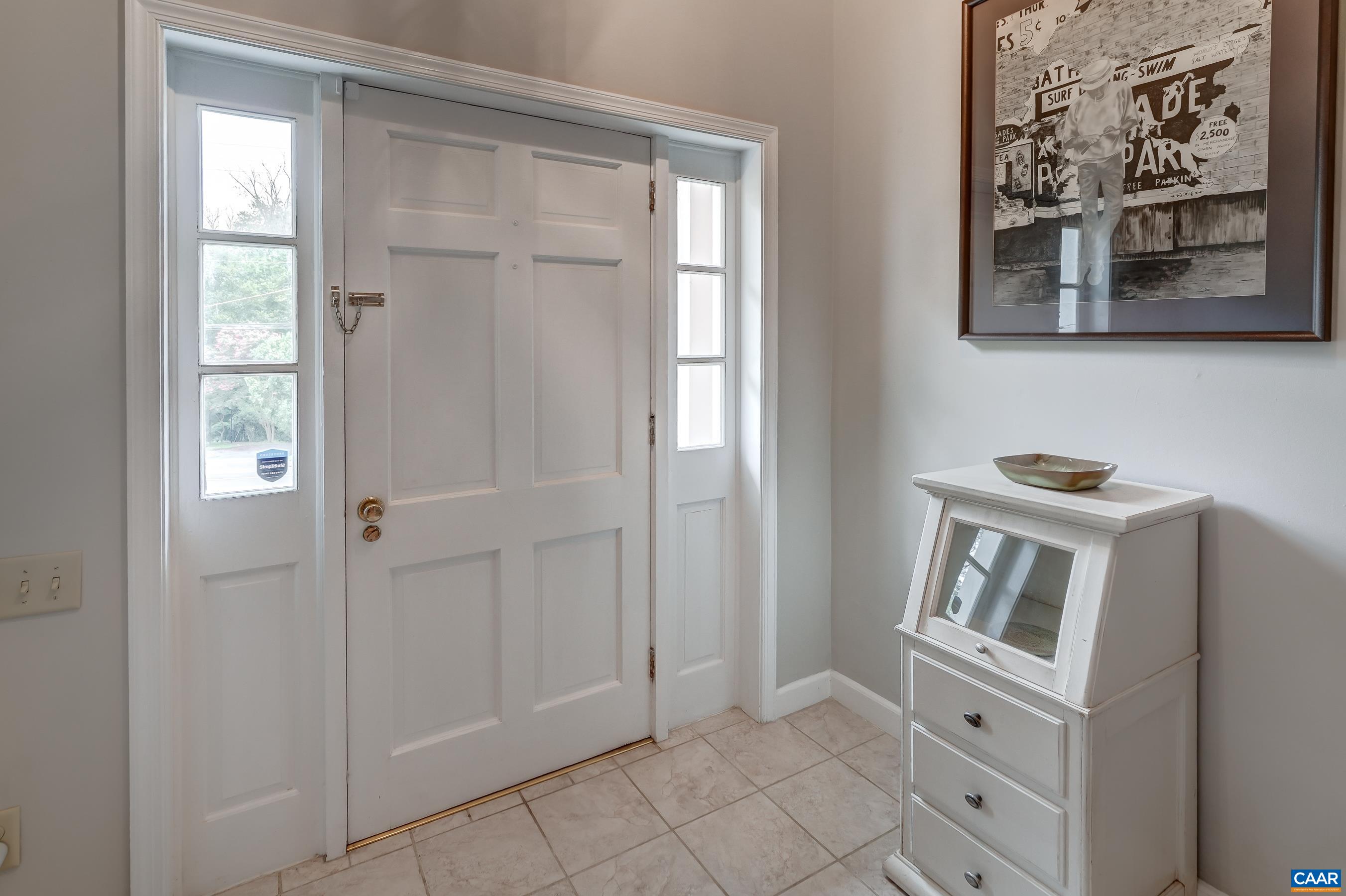 403 Carrsbrook Dr, Charlottesville, VA 22901 — photo 7