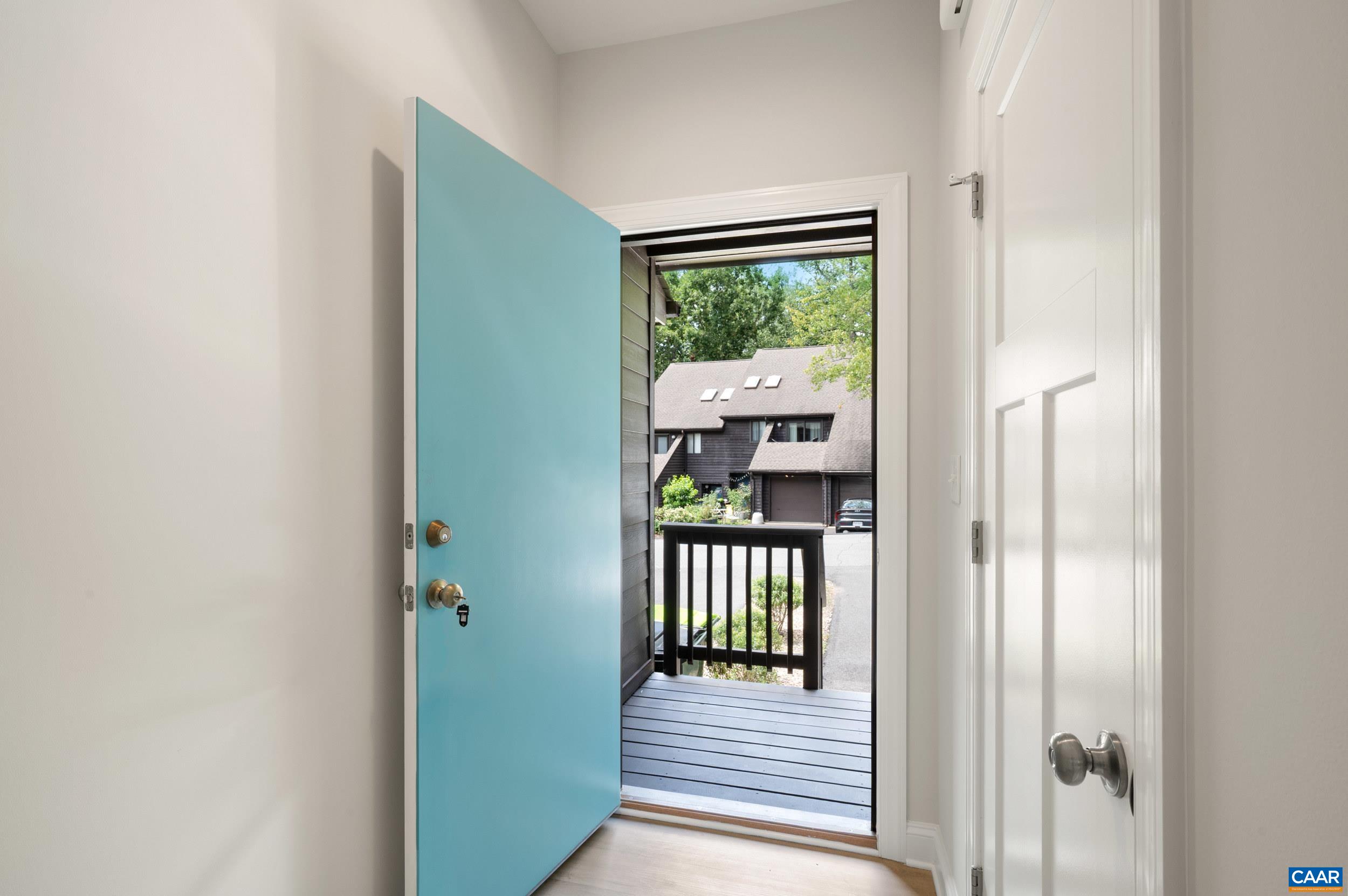 1529 Birnam Dr, Charlottesville, VA 22901 — photo 9