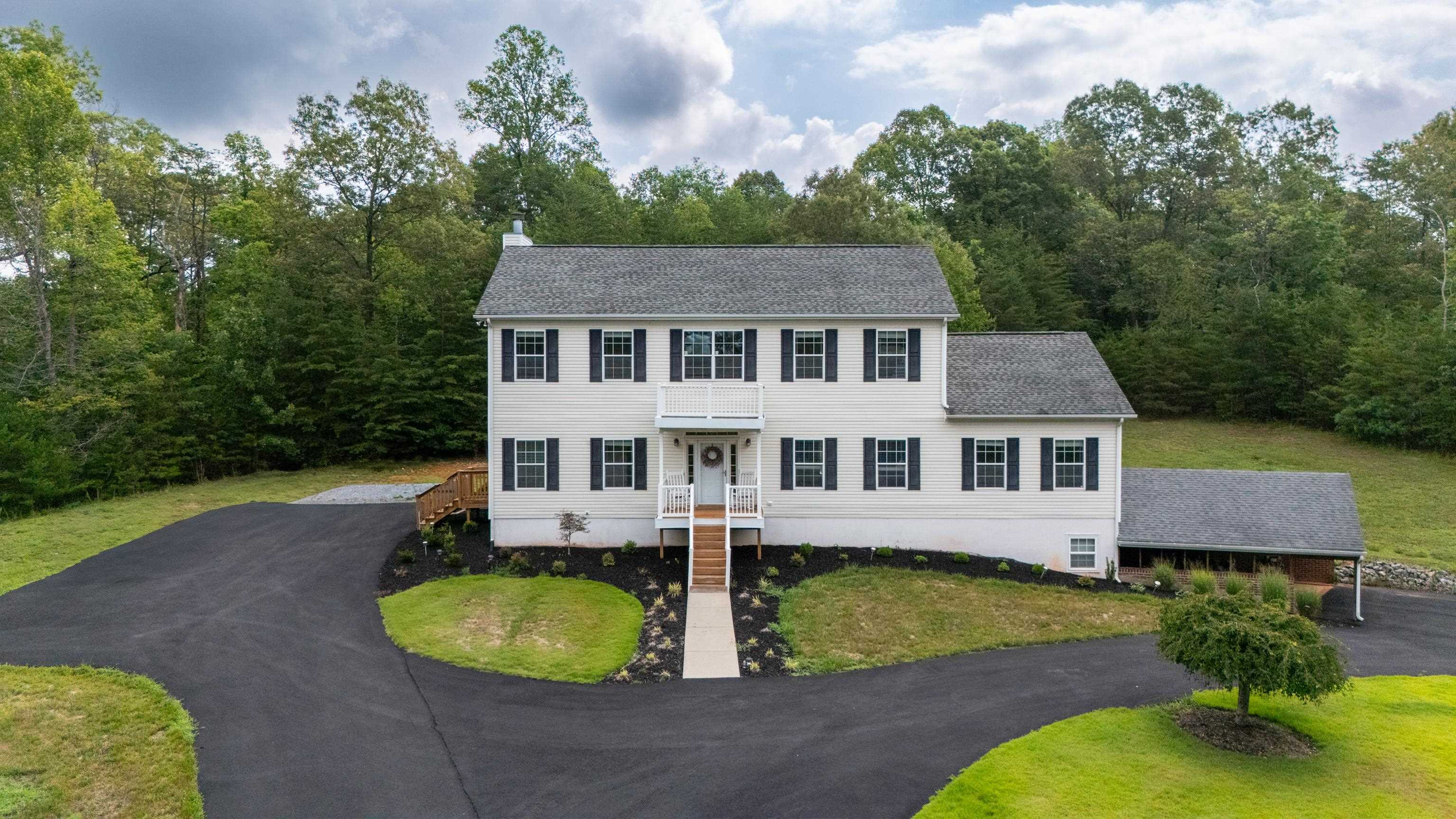 17 Pine Ridge Rd, Faber, VA 22938 — photo 2