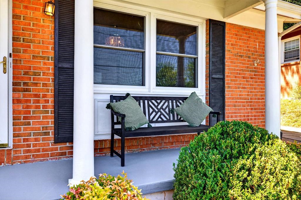1418 Aiken St, Staunton, VA 24401 — photo 2