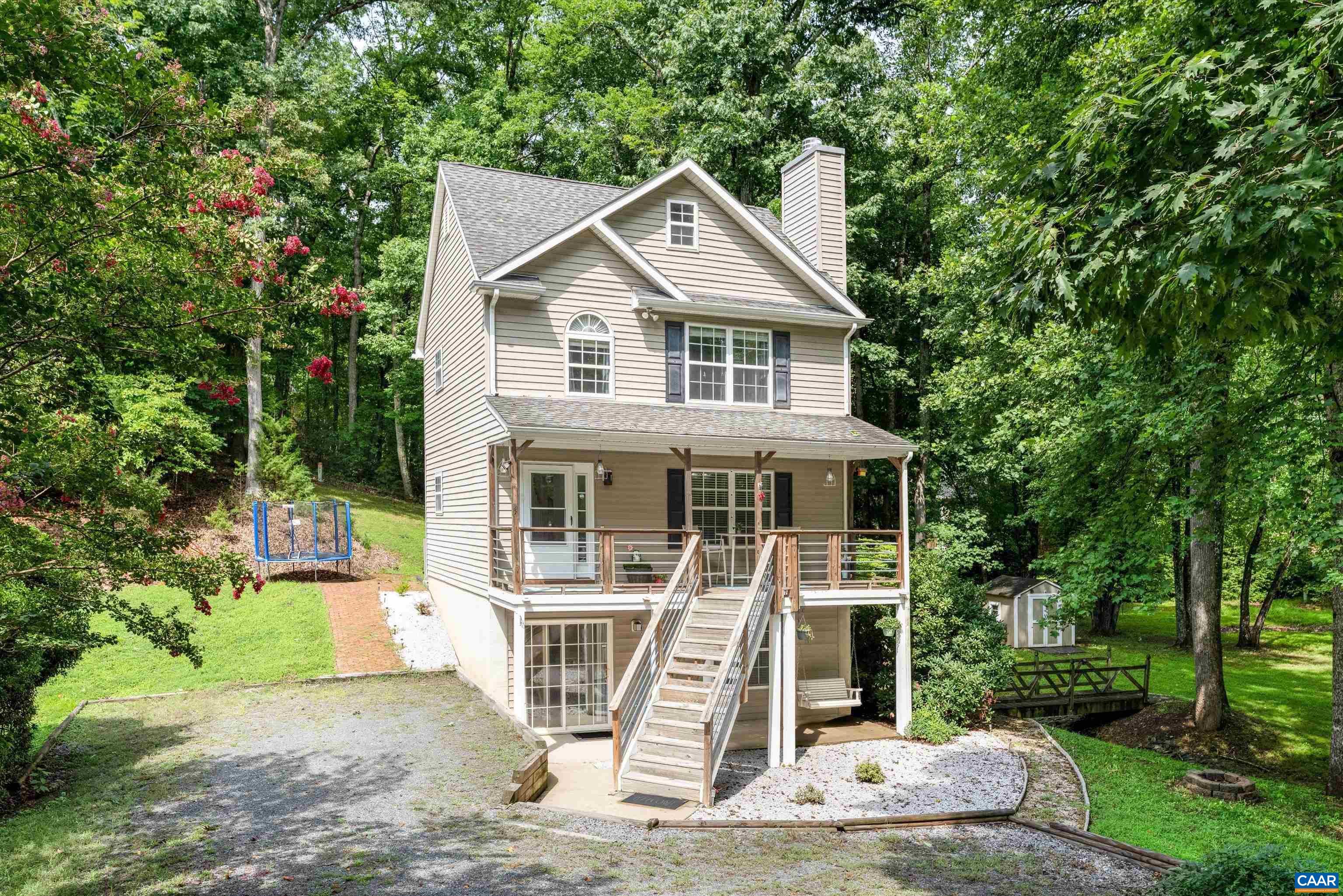 5 Bridlewood Dr, Palmyra, VA 20036