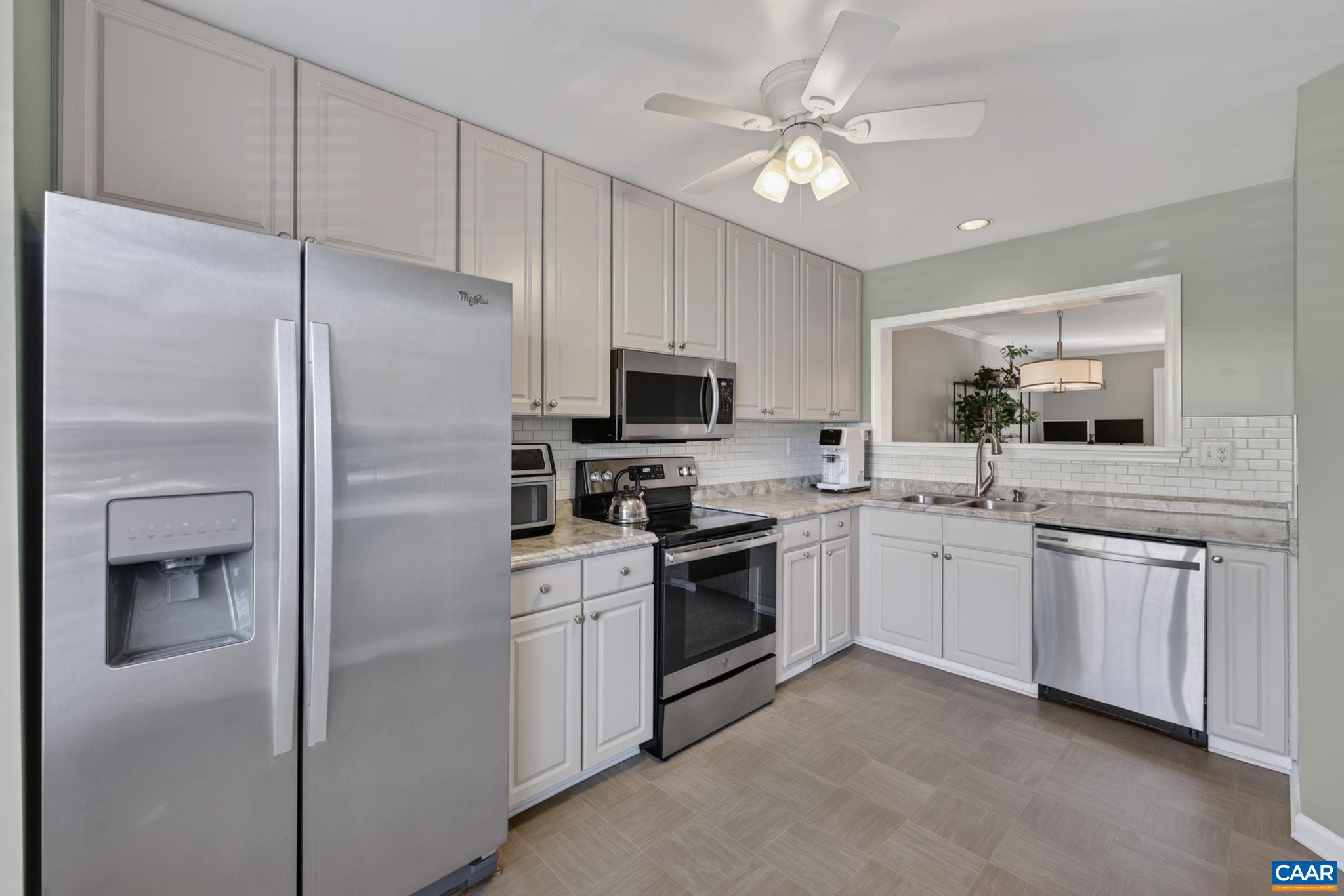 1402 Allister Grn, Charlottesville, VA 22901 — photo 7