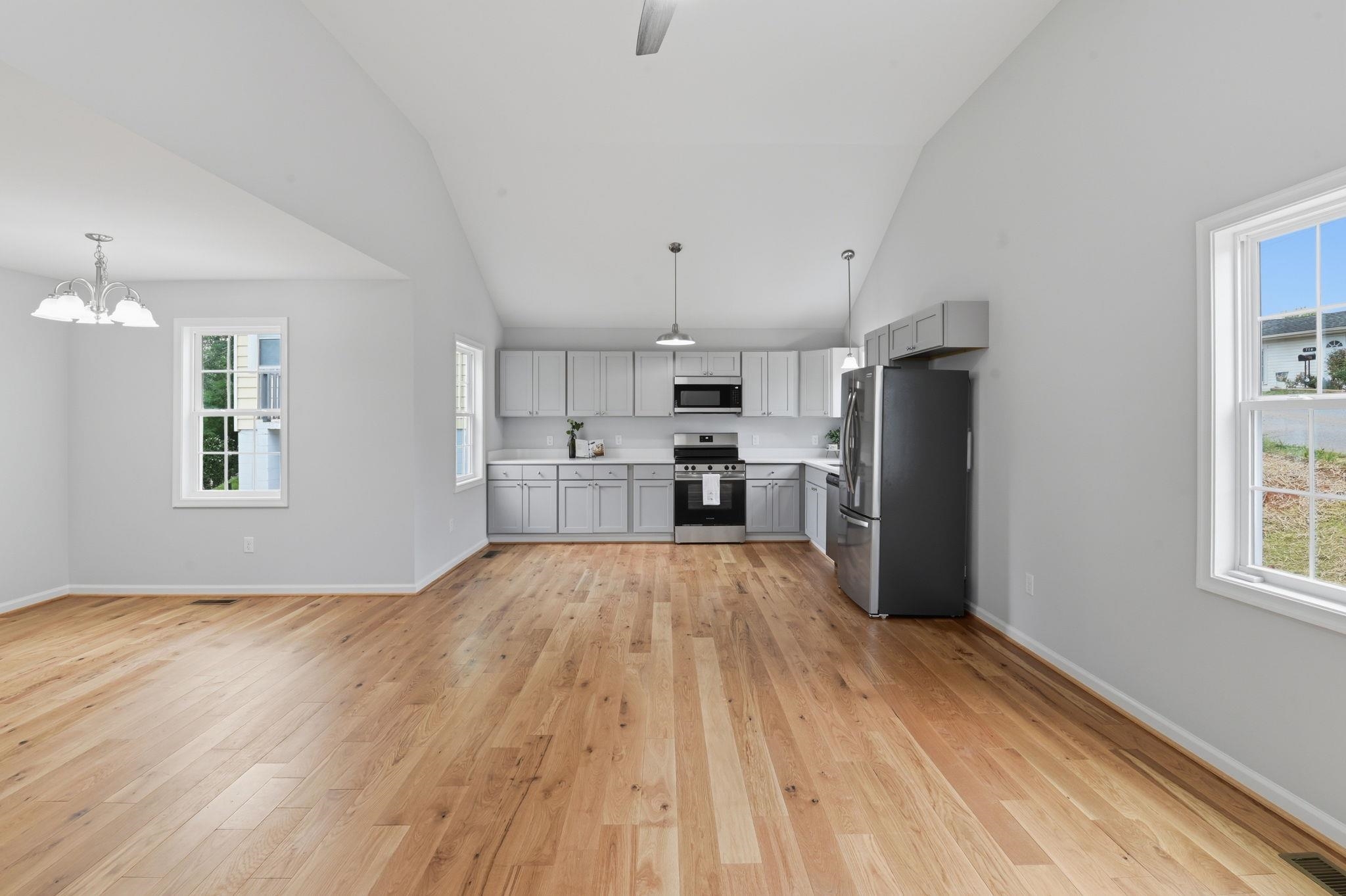 711 Mineola St, Staunton, VA 24401 — photo 4