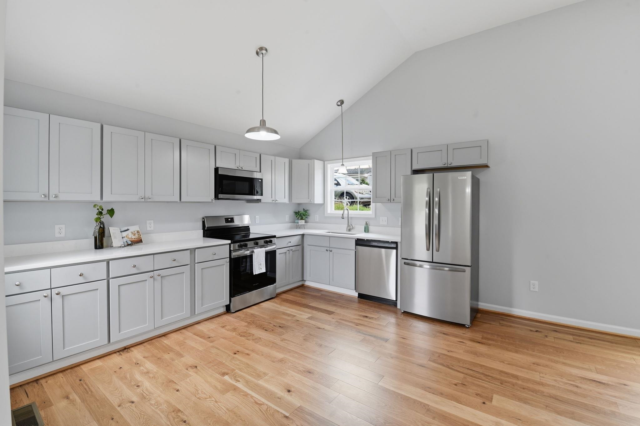 711 Mineola St, Staunton, VA 24401 — photo 7
