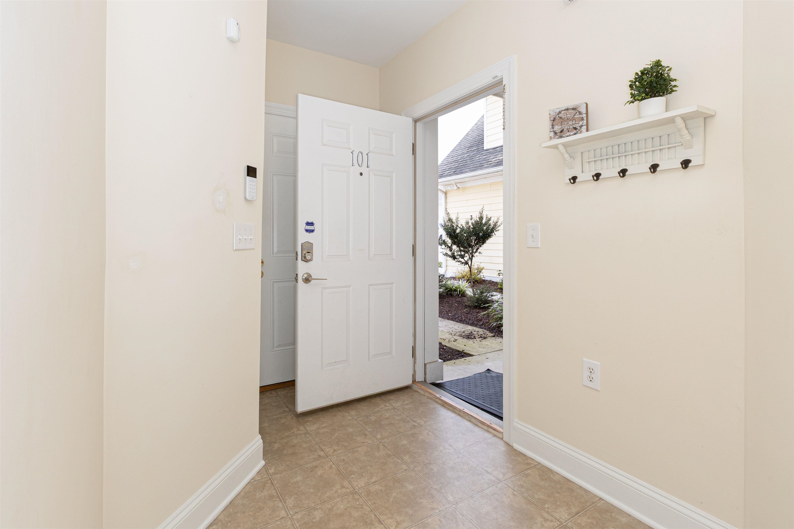 45 Windgate Cir, Fishersville, VA 22939 — photo 5