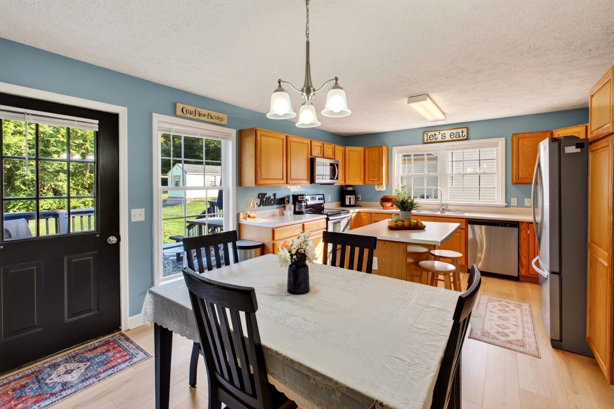 157 Back Rd, Shenandoah, VA 22849 — photo 10
